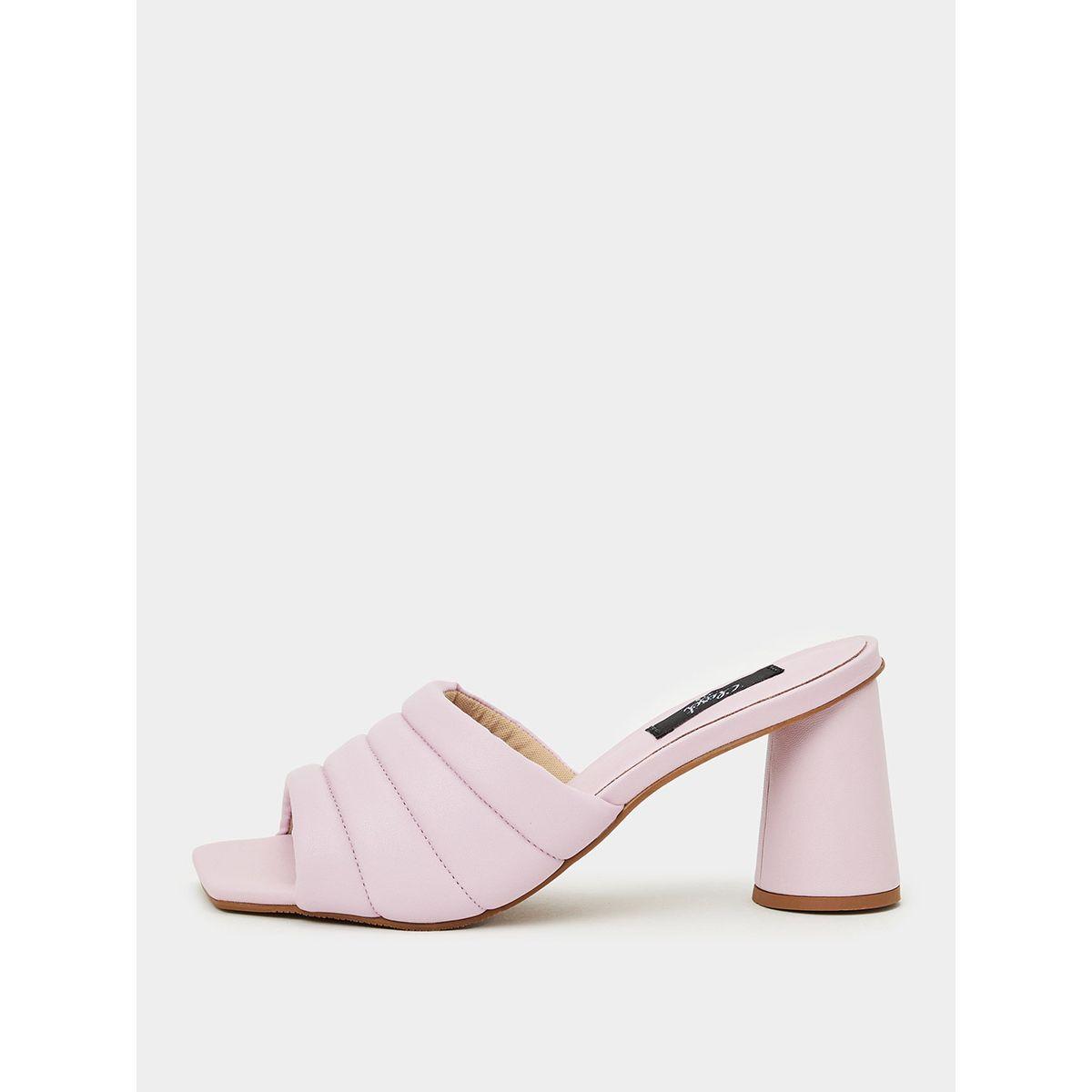 صندل بتفاصيل بارزة الملمس من ستايلي-women-shoes-heels-image-1