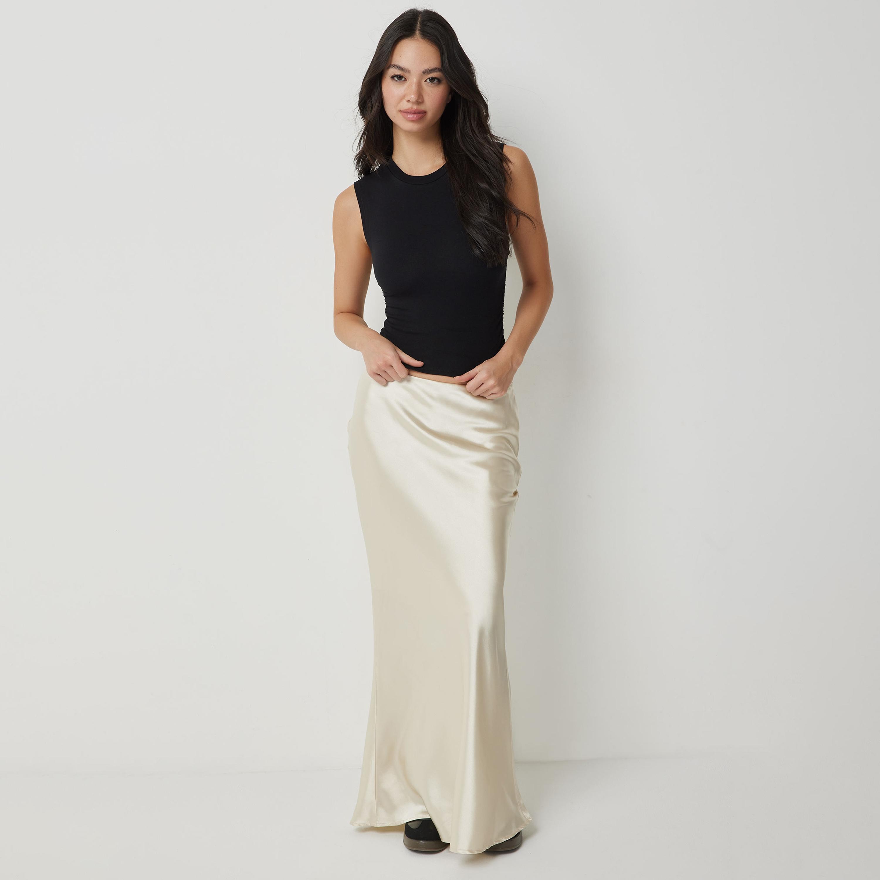 Ardene Ribbed Crew Neck Sleeveless Crop Tank Top-women-clothing-shirtsandblouses-blouses-image-2