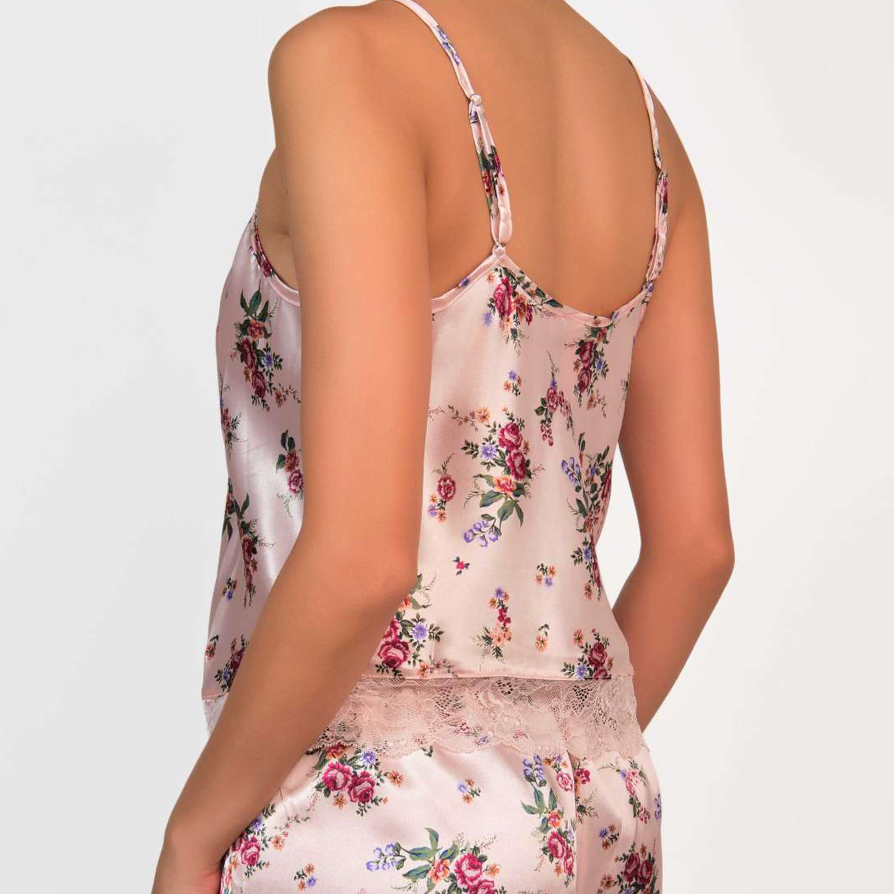 بلوزة نسائية بنمط كامي بحمالات كتف بطبعة زهور من إيسلا آند إيفي-women-clothing-nightwear-pyjamas-tops-image-3