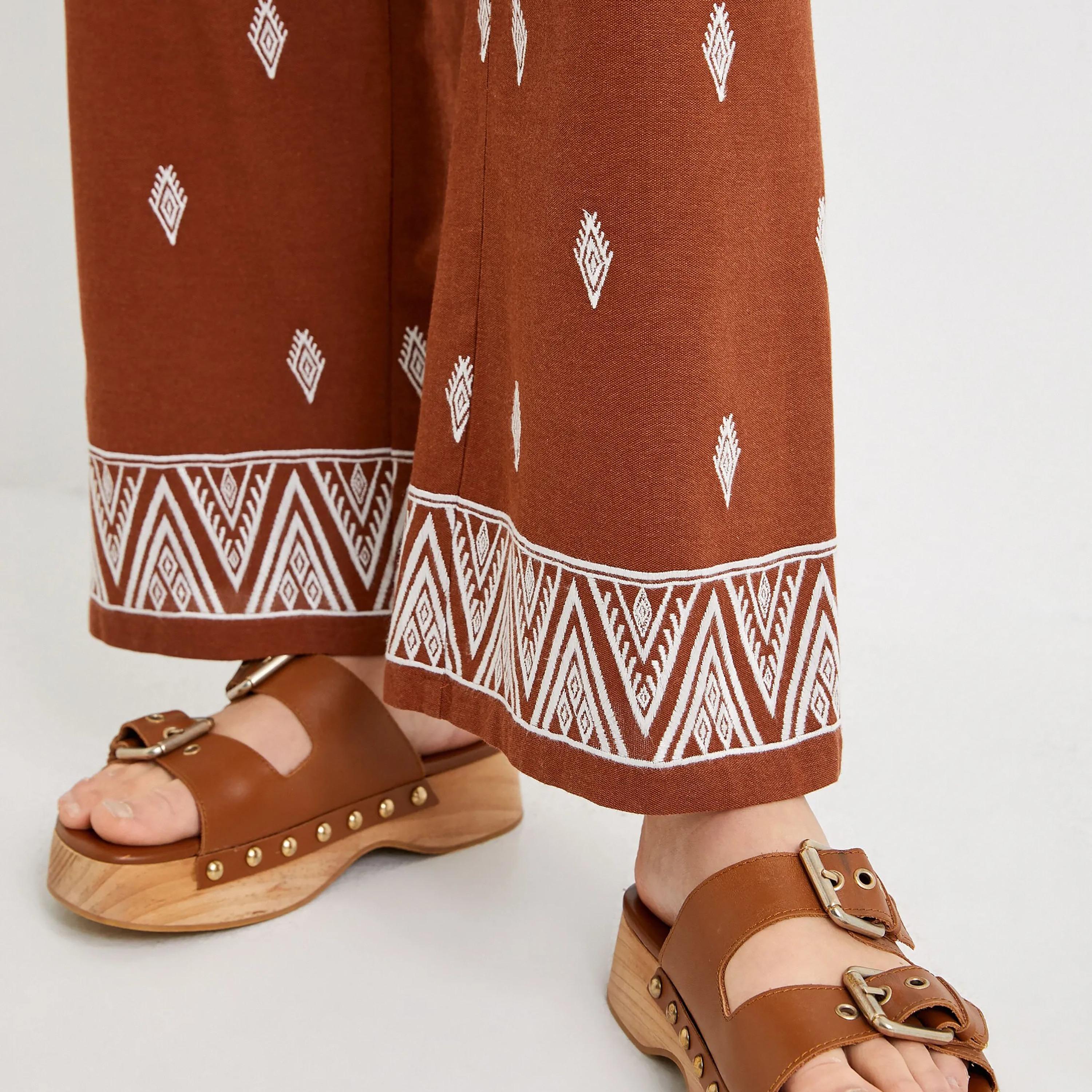 KOTON Embroidered Button and Zip Fly Women's Trousers-women-clothing-bottoms-trousers-image-4