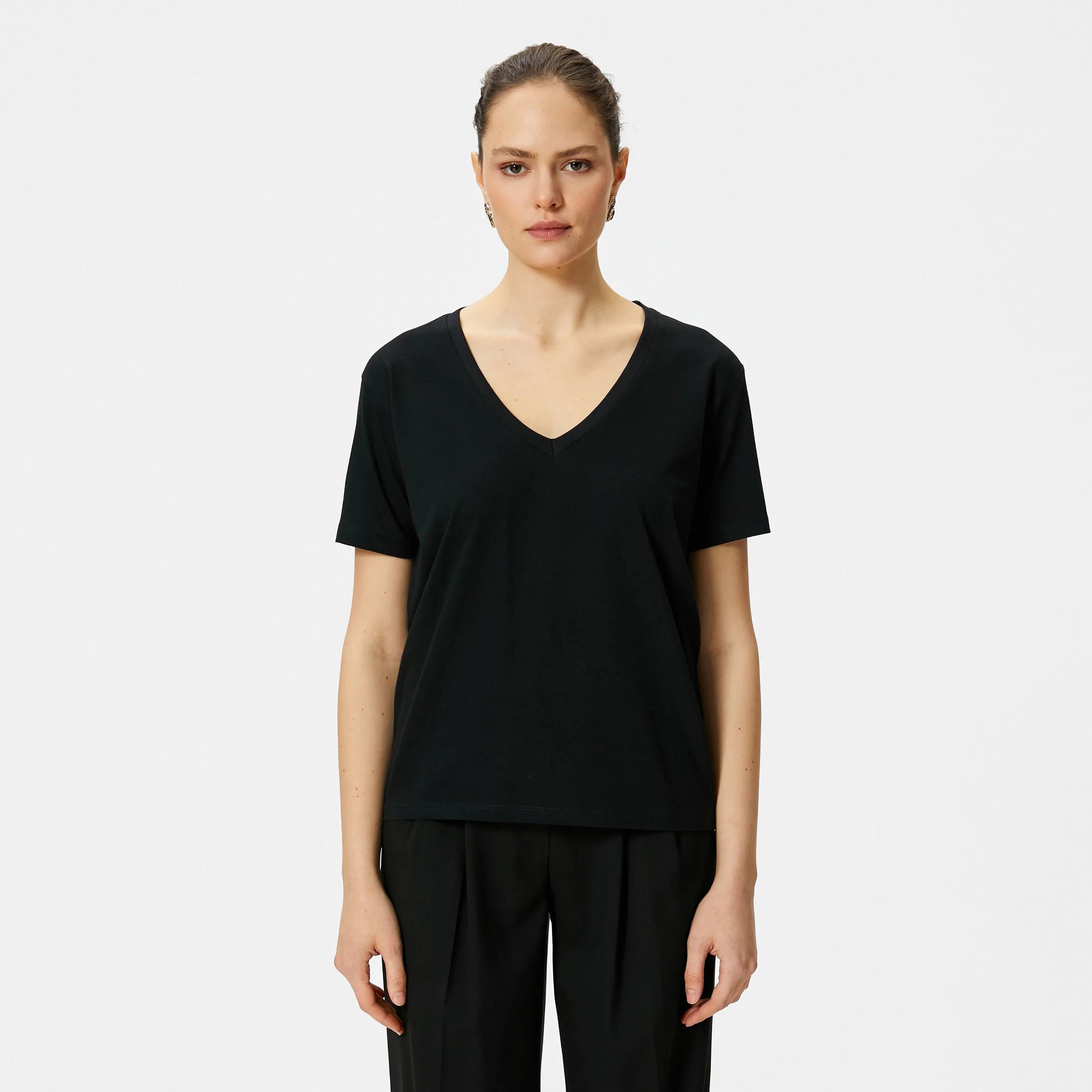 تي شيرت نسائي من كوتون-women-clothing-tshirts-image-1