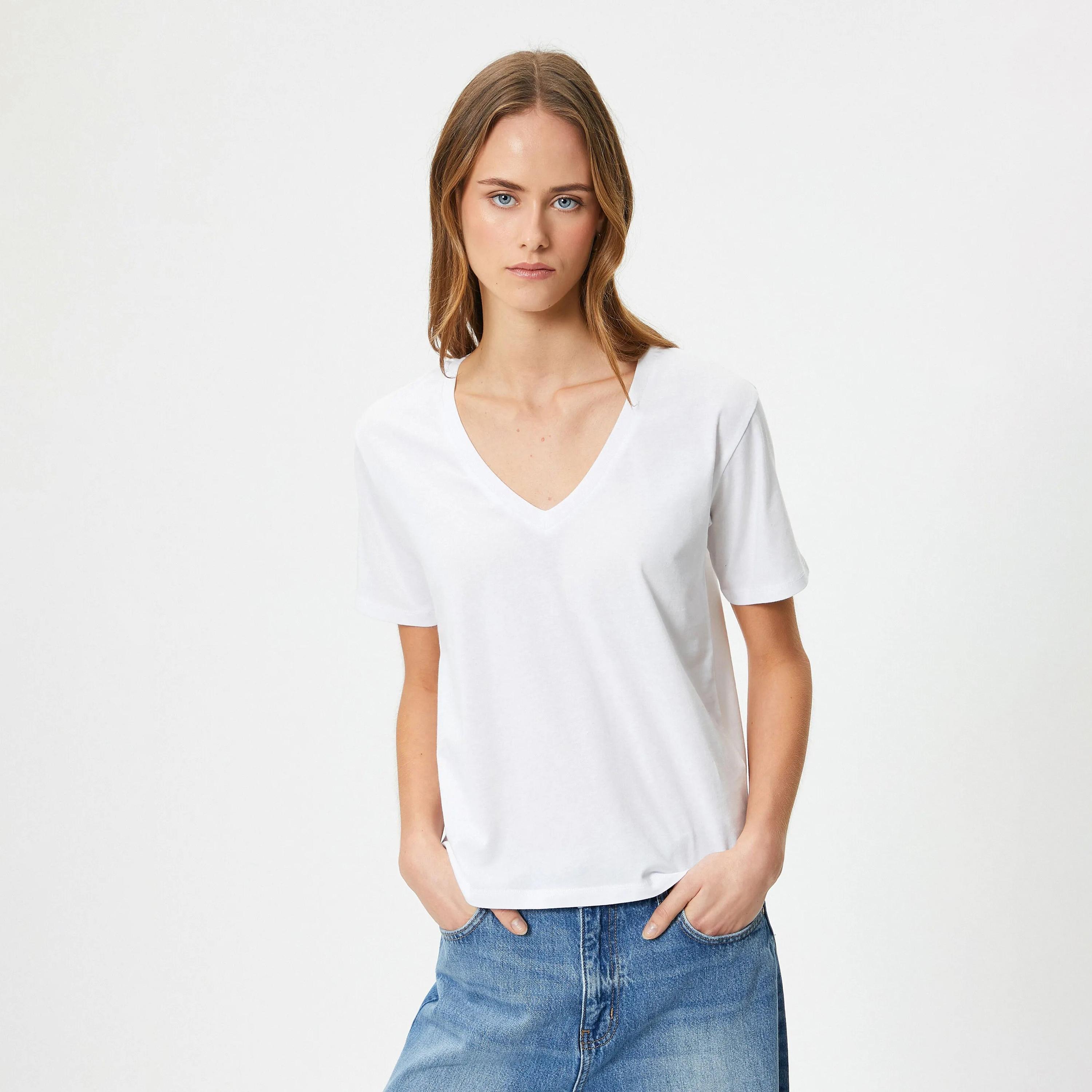 تي شيرت نسائي قطني أبيض من كوتون-women-clothing-tshirts-image-1
