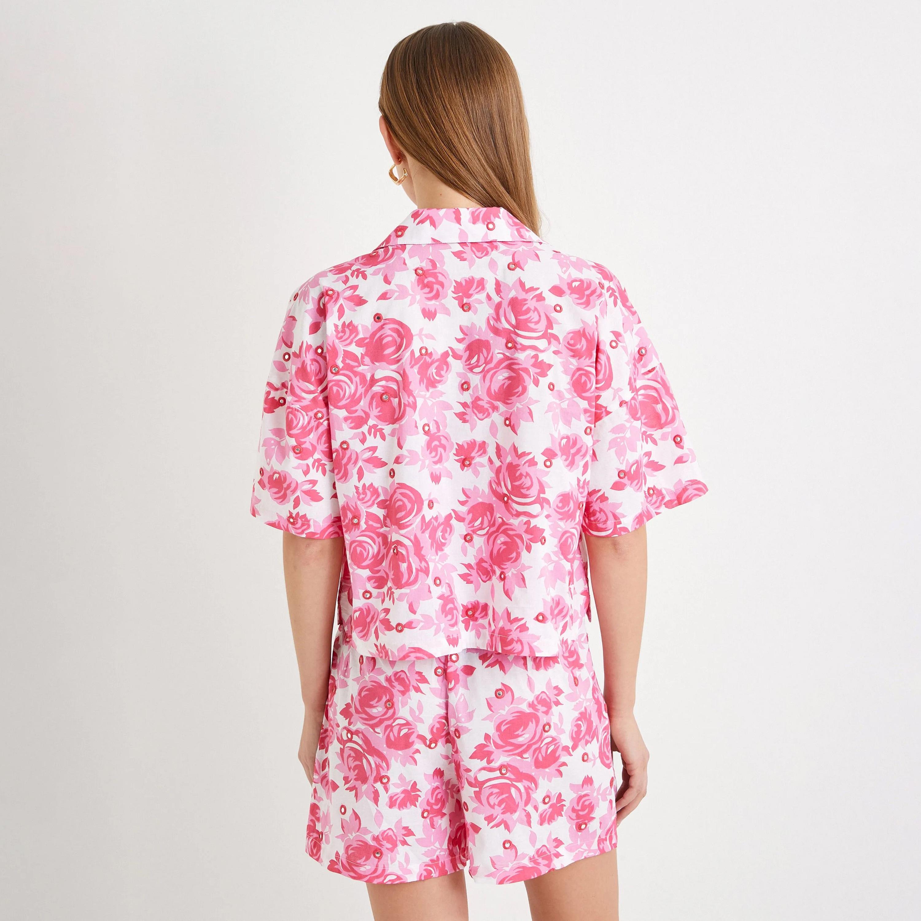 قميص نسائي بطبعة زهور وياقة منتجعية مع مرآة من كوتون-women-clothing-shirtsandblouses-shirts-image-7