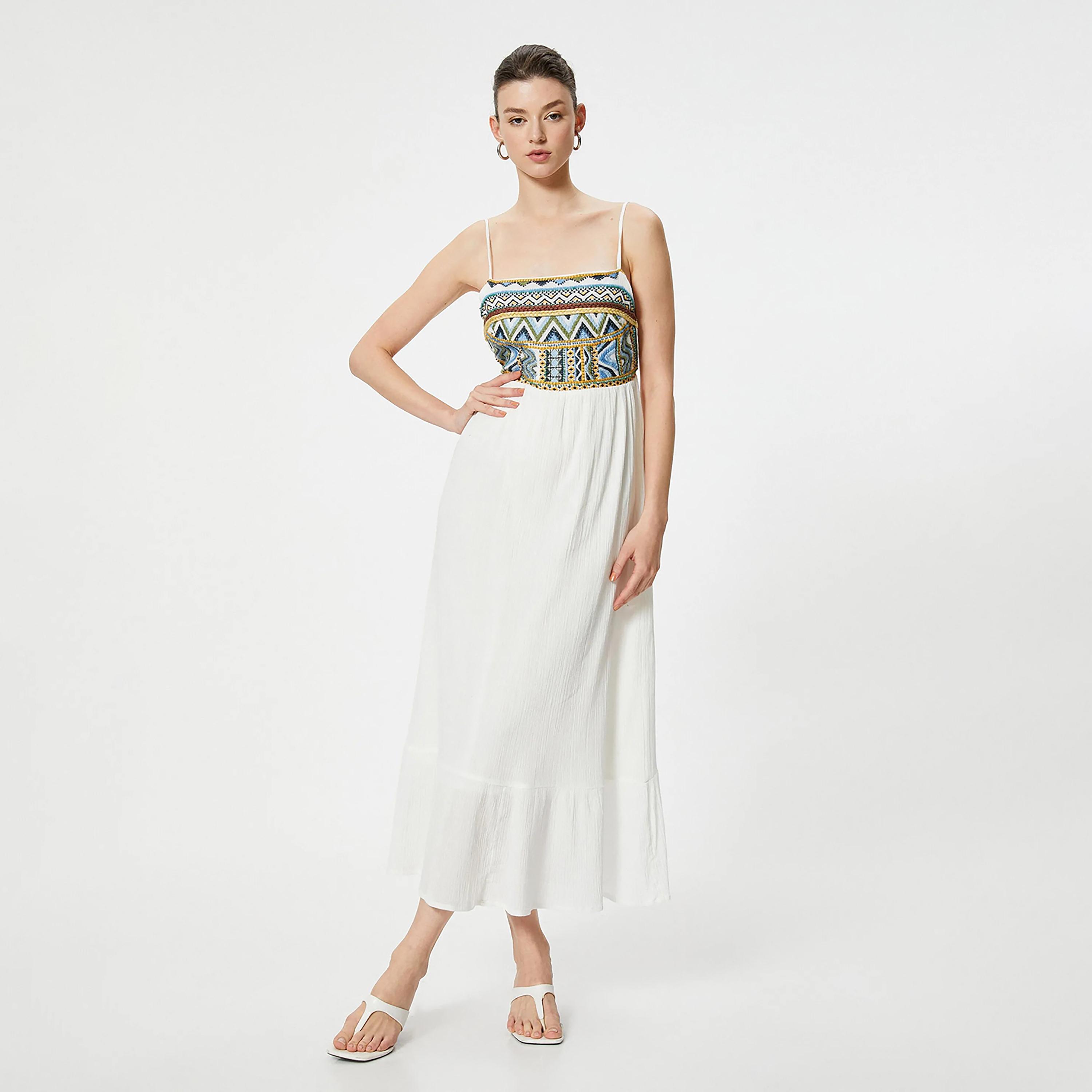 فستان نسائي متوسط الطول بحمالات كتف مطرزة باللون البيج من كوتون-women-clothing-dresses-image-1
