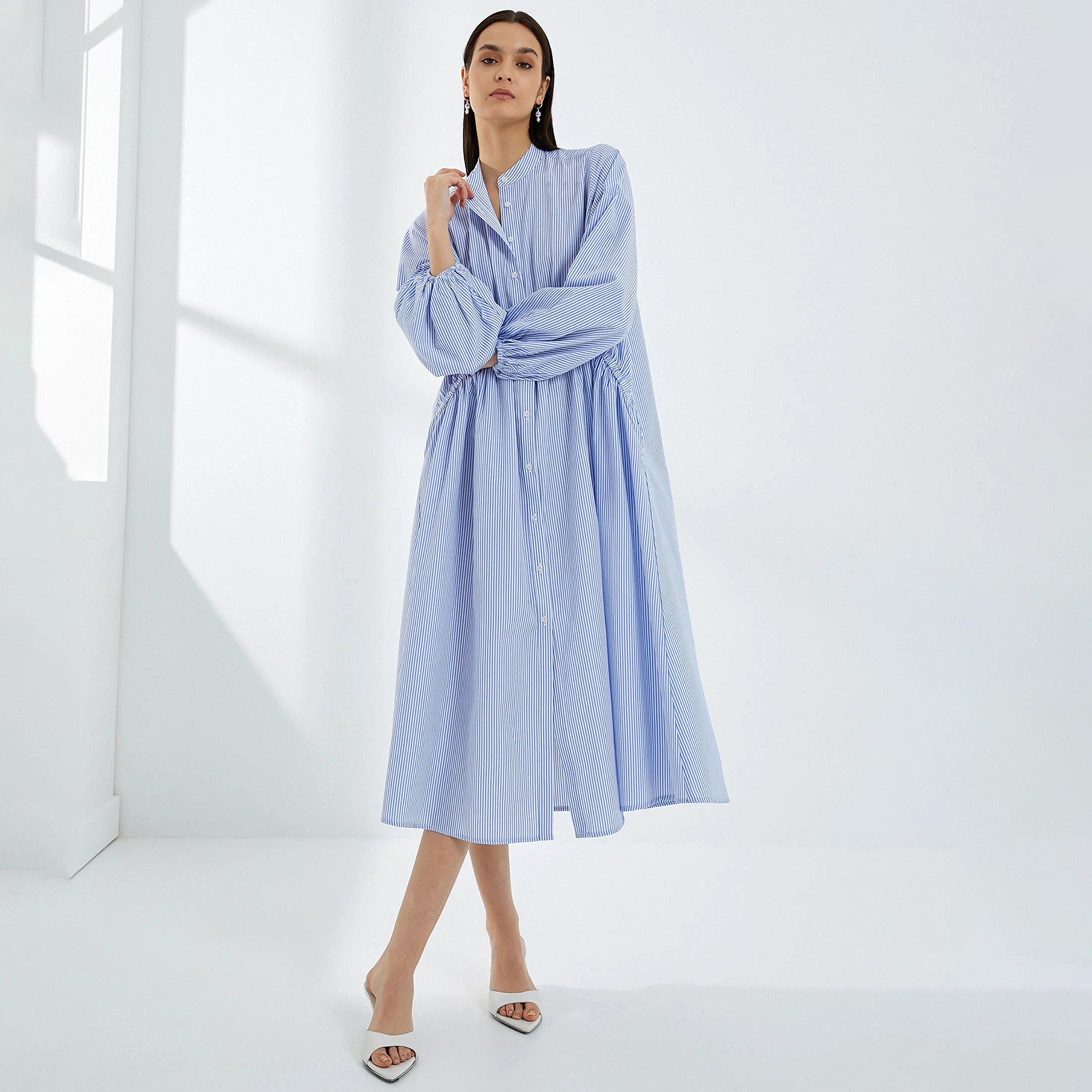 فستان قميص نسائي متوسط الطول بأكمام منفوخة ومخطط باللون الأزرق من كوتون-women-clothing-dresses-image-2
