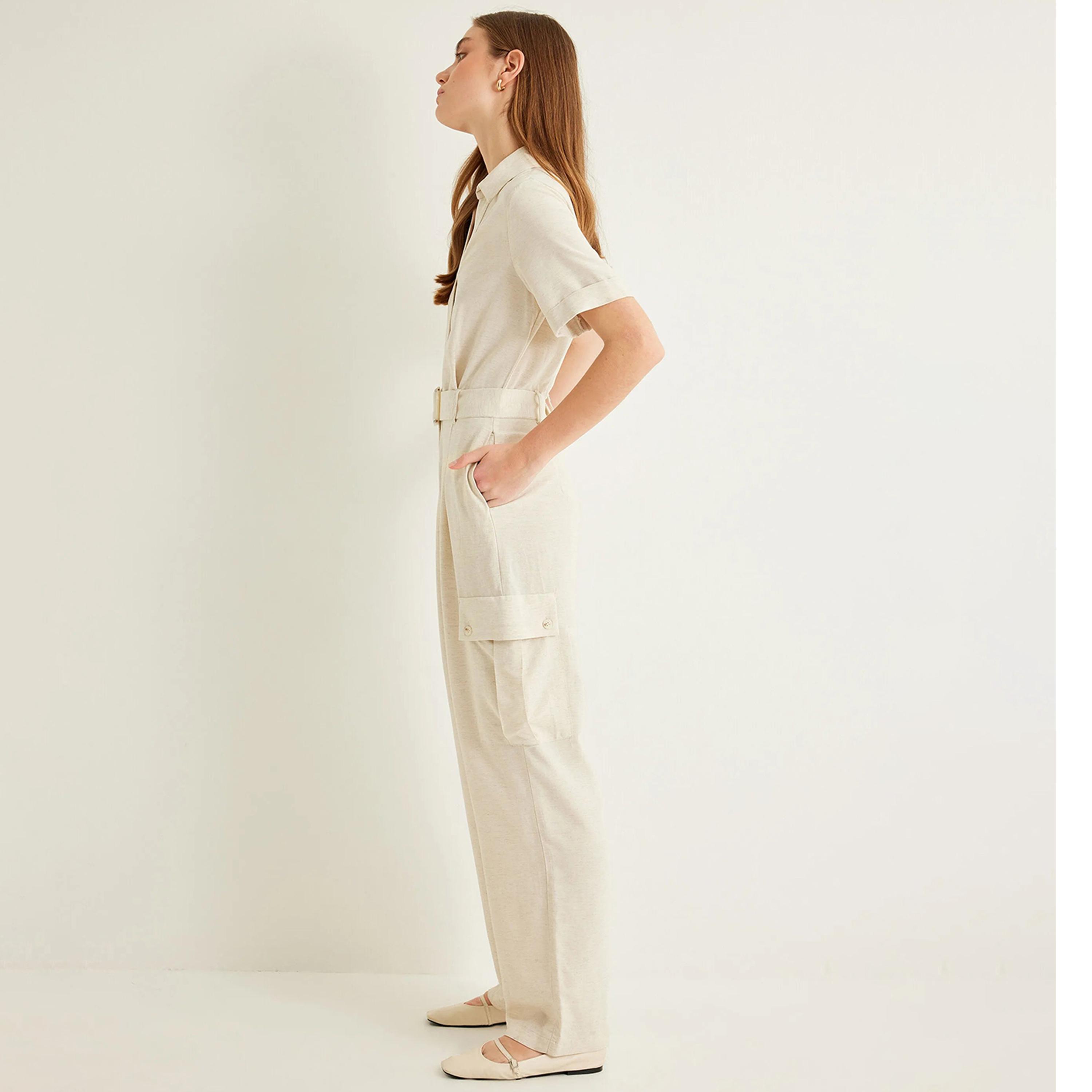 جمبسوت نسائي أبيض سادة بياقة من كوتون-women-clothing-jumpsuits-image-2