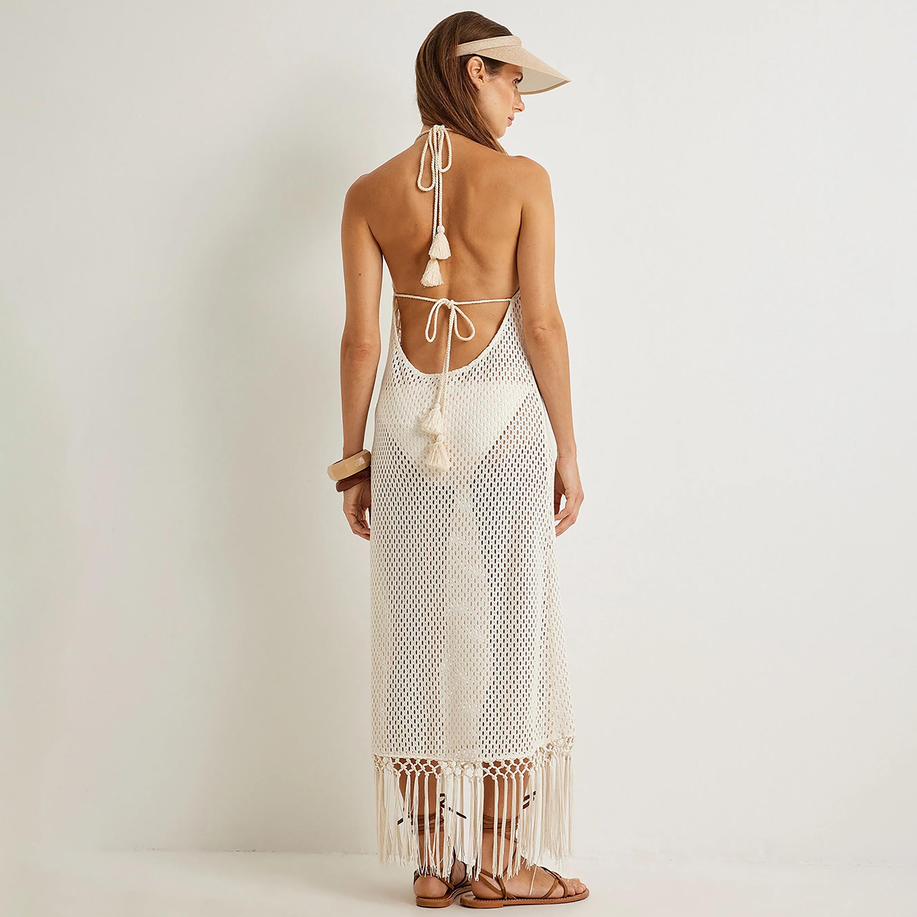 فستان ماكسي نسائي أبيض بأكمام طويلة وفتحة رقبة على شكل هالتر من كوتون-women-clothing-dresses-image-3