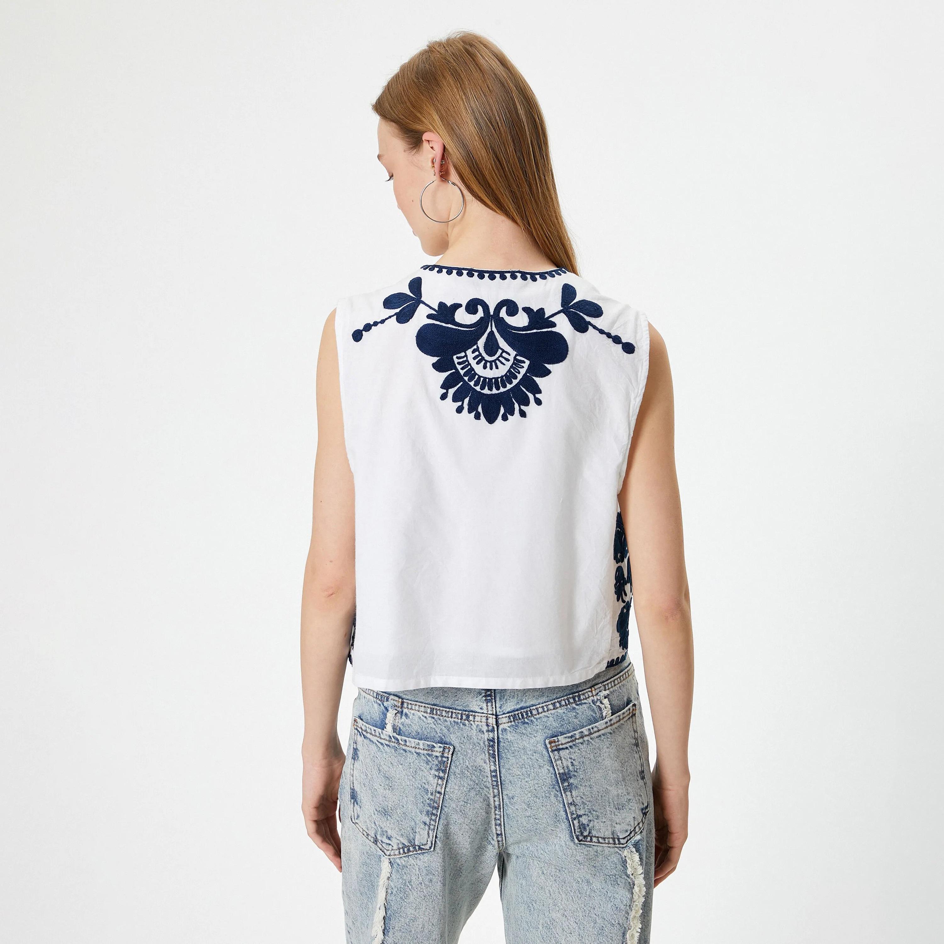 KOTON White Embroidered Women's Vest-women-winterwear-coatsandjackets-waistcoats-image-3
