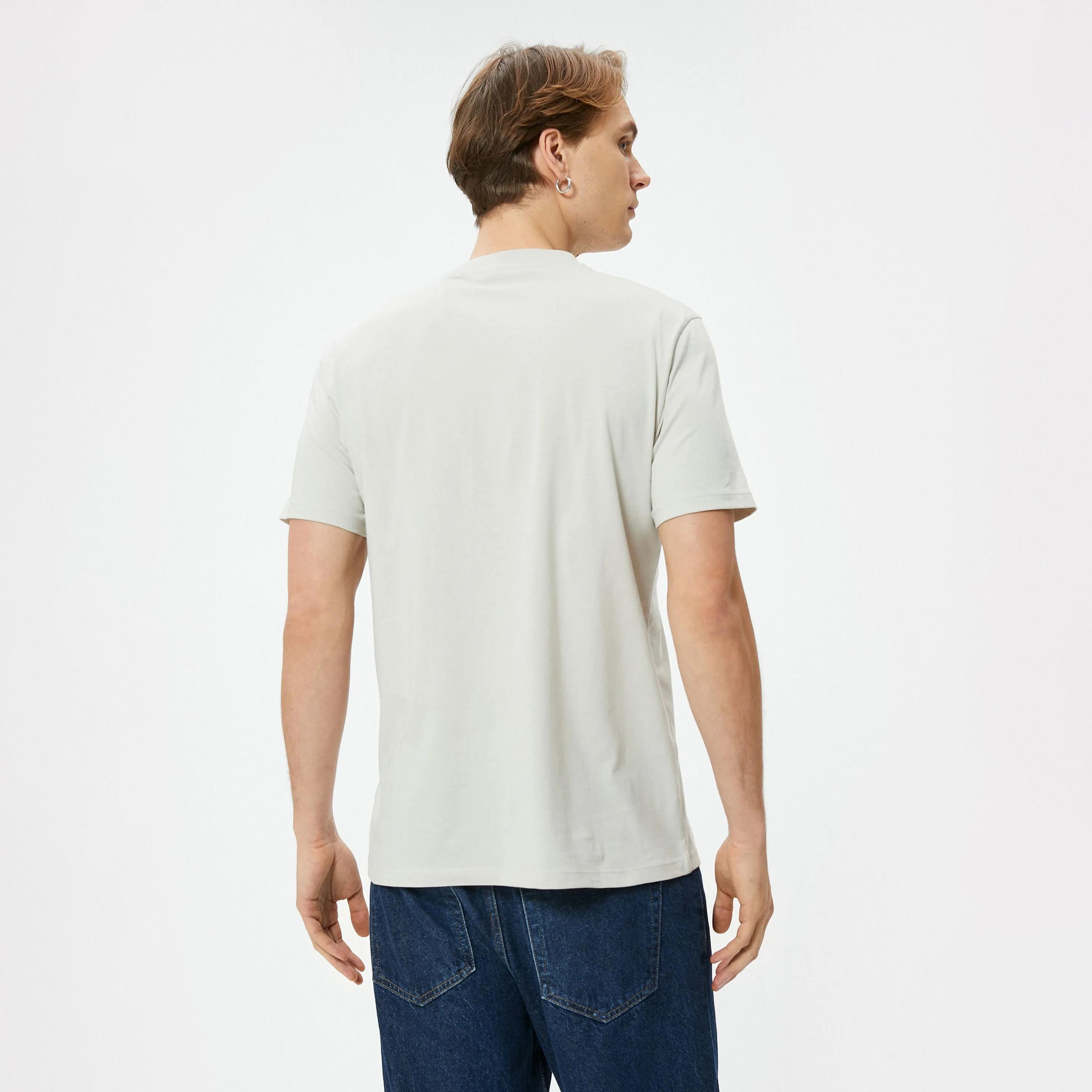 KOTON Graphic Crew Neck Short Sleeves Men's T-Shirt-men-clothing-tshirtsandpolos-tshirts-image-4