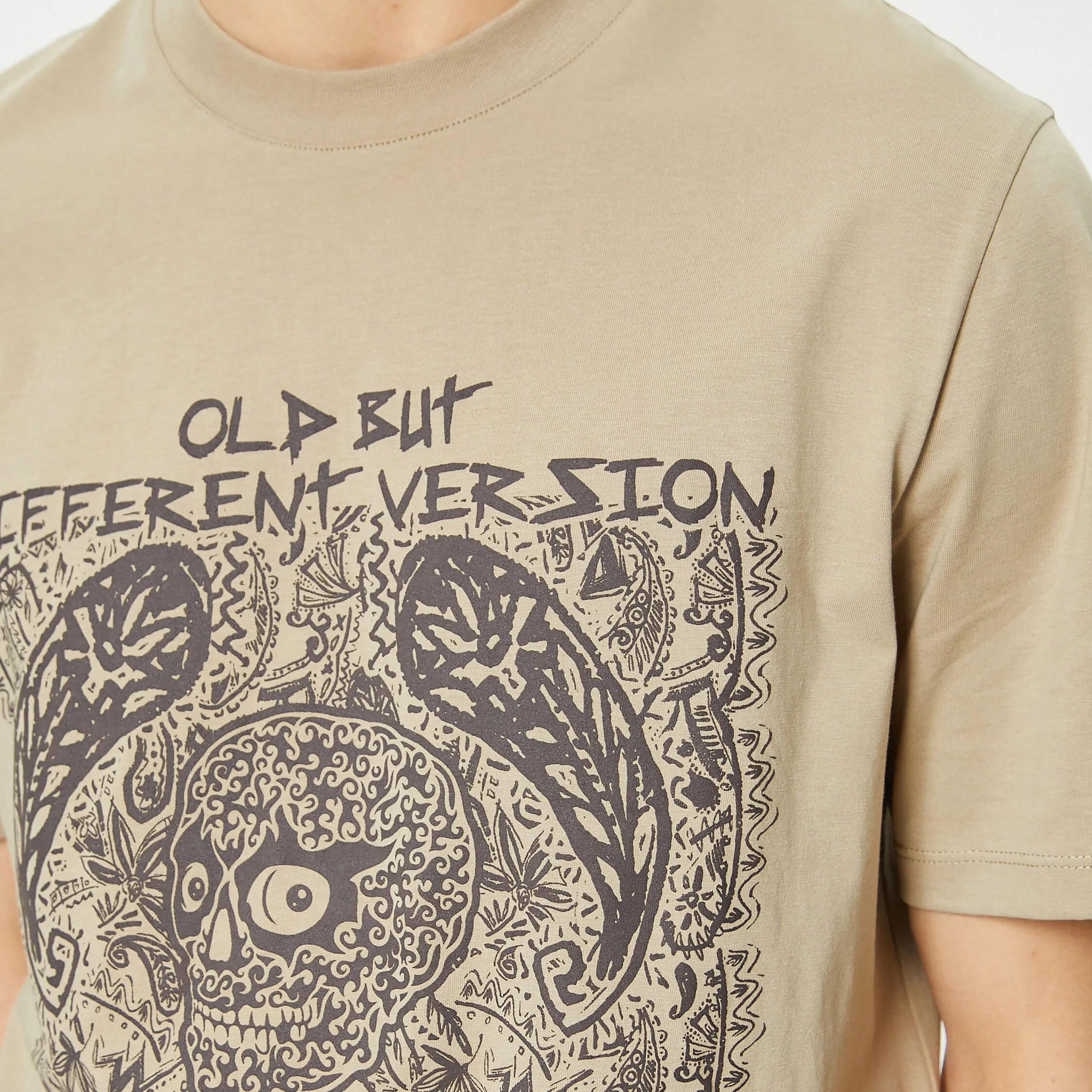 KOTON Graphic Crew Neck Short Sleeves Men's T-Shirt-men-clothing-tshirtsandpolos-tshirts-image-3