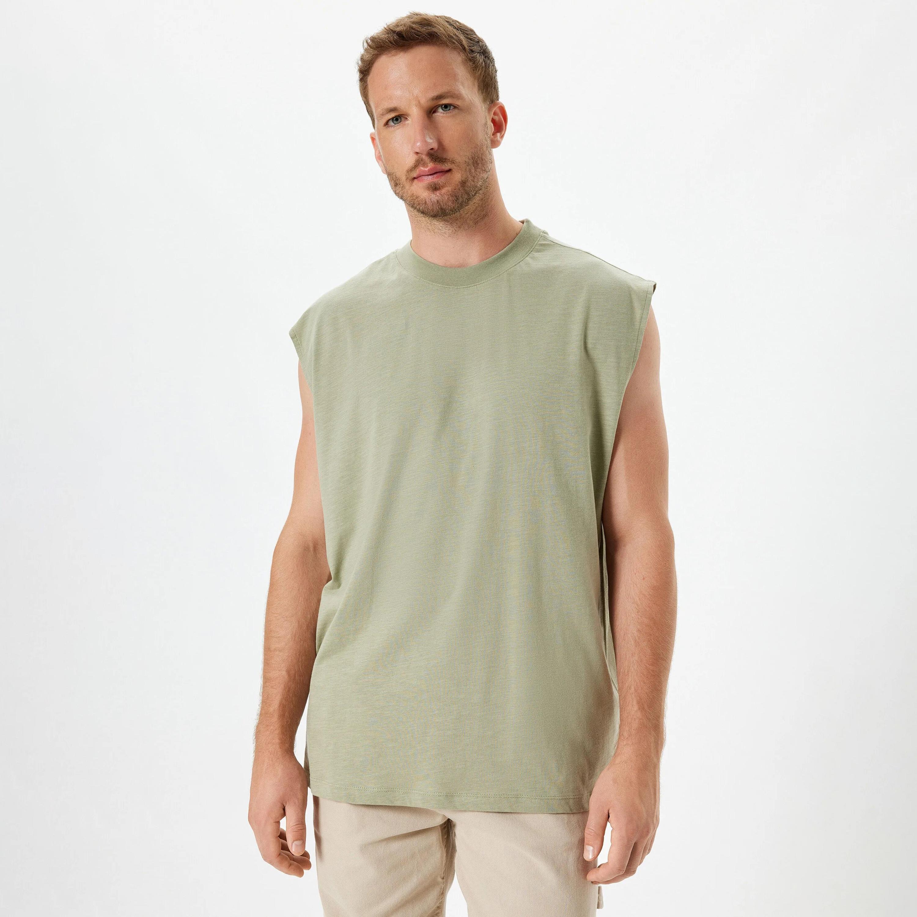 تي شيرت رجالي سادة بدون أكمام ورقبة دائرية من كوتون-men-clothing-tshirtsandpolos-tshirts-image-5
