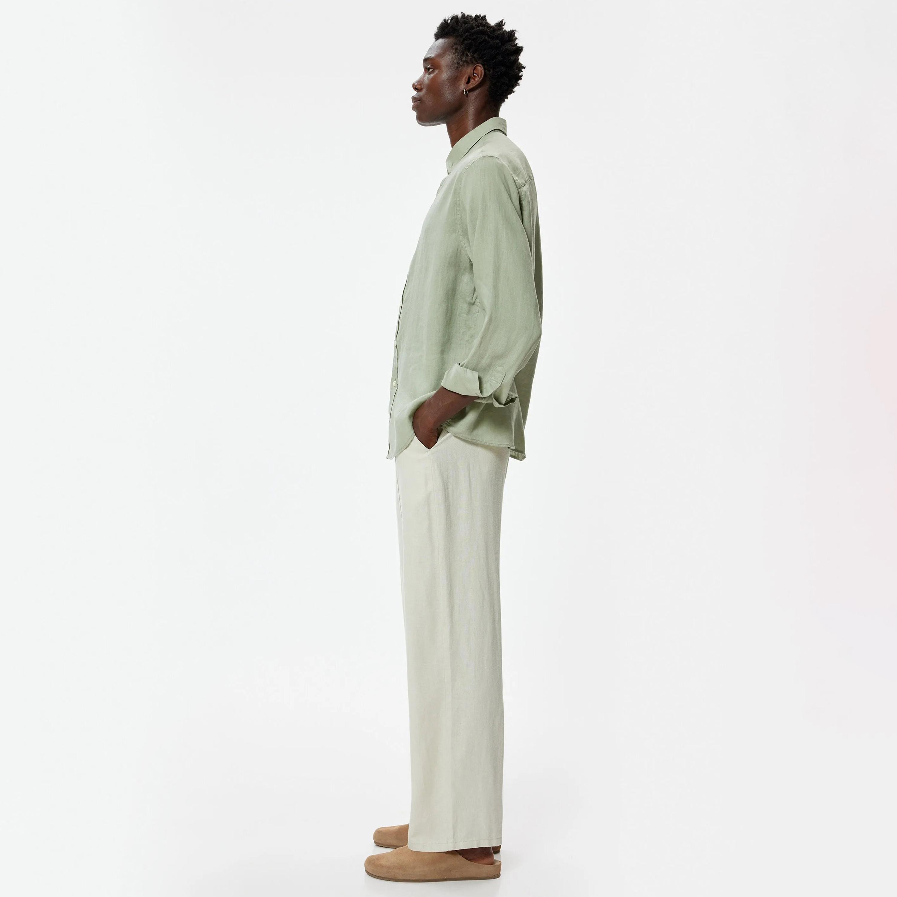 قميص رجالي عادي بأكمام طويلة وياقة وأزرار من كوتون-men-clothing-shirts-image-14