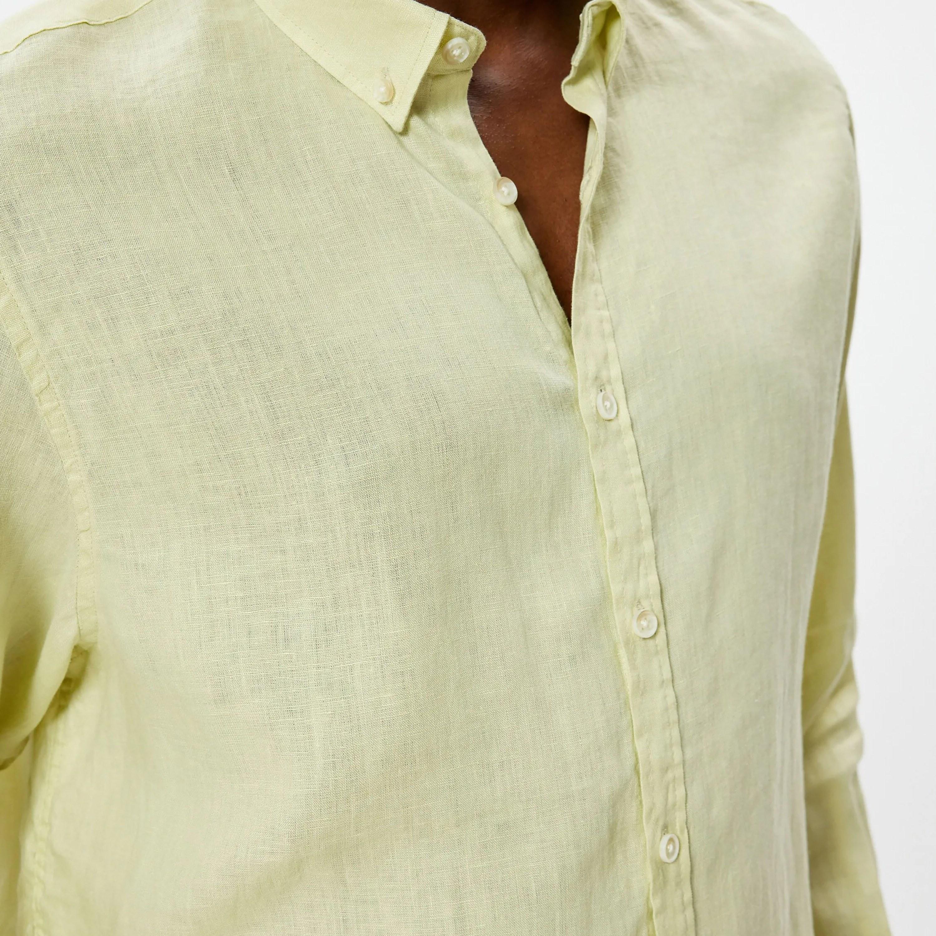 قميص رجالي عادي بأكمام طويلة وياقة وأزرار من كوتون-men-clothing-shirts-image-23