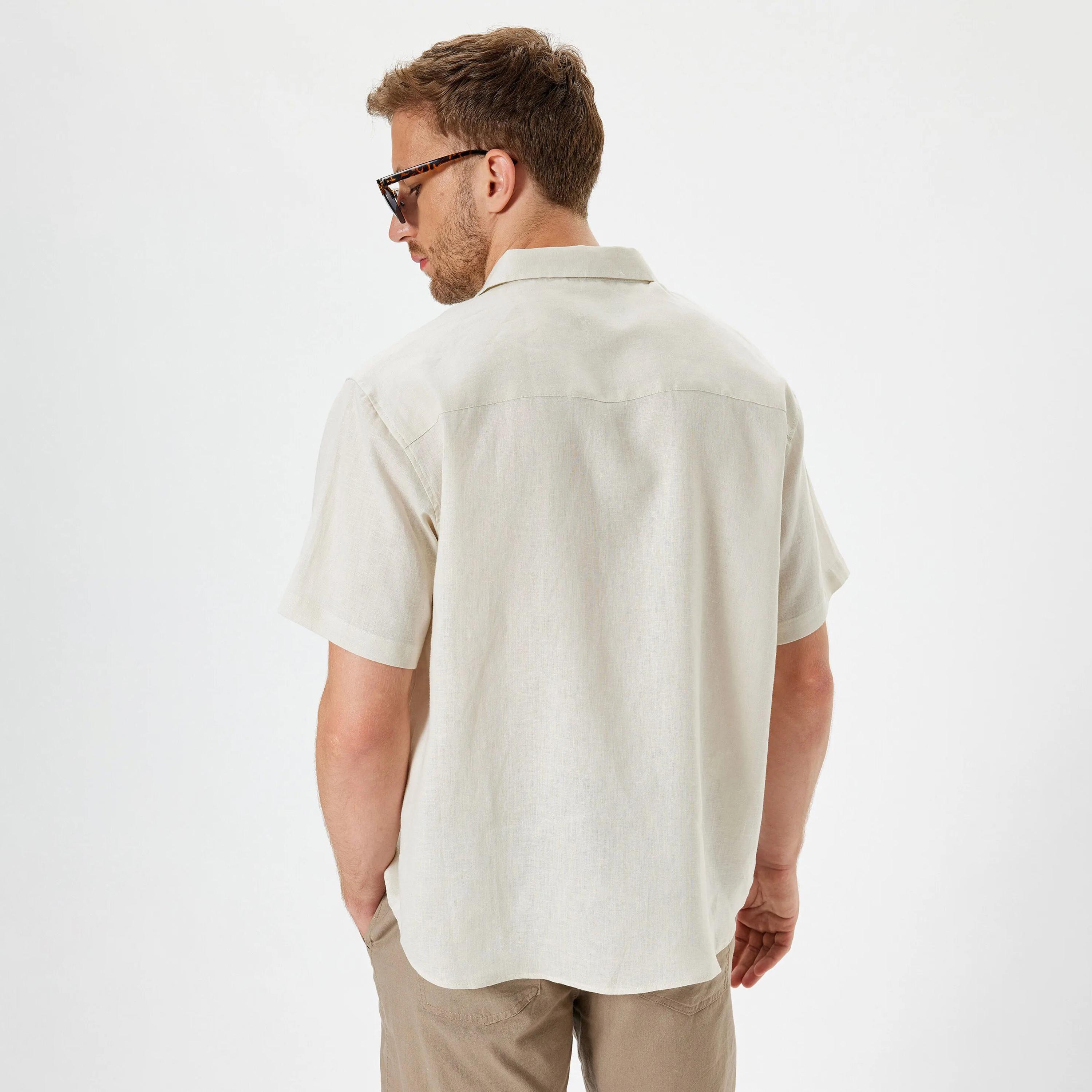 قميص رجالي عادي بأكمام قصيرة وياقة منتجع عادية من كوتون-men-clothing-shirts-image-4