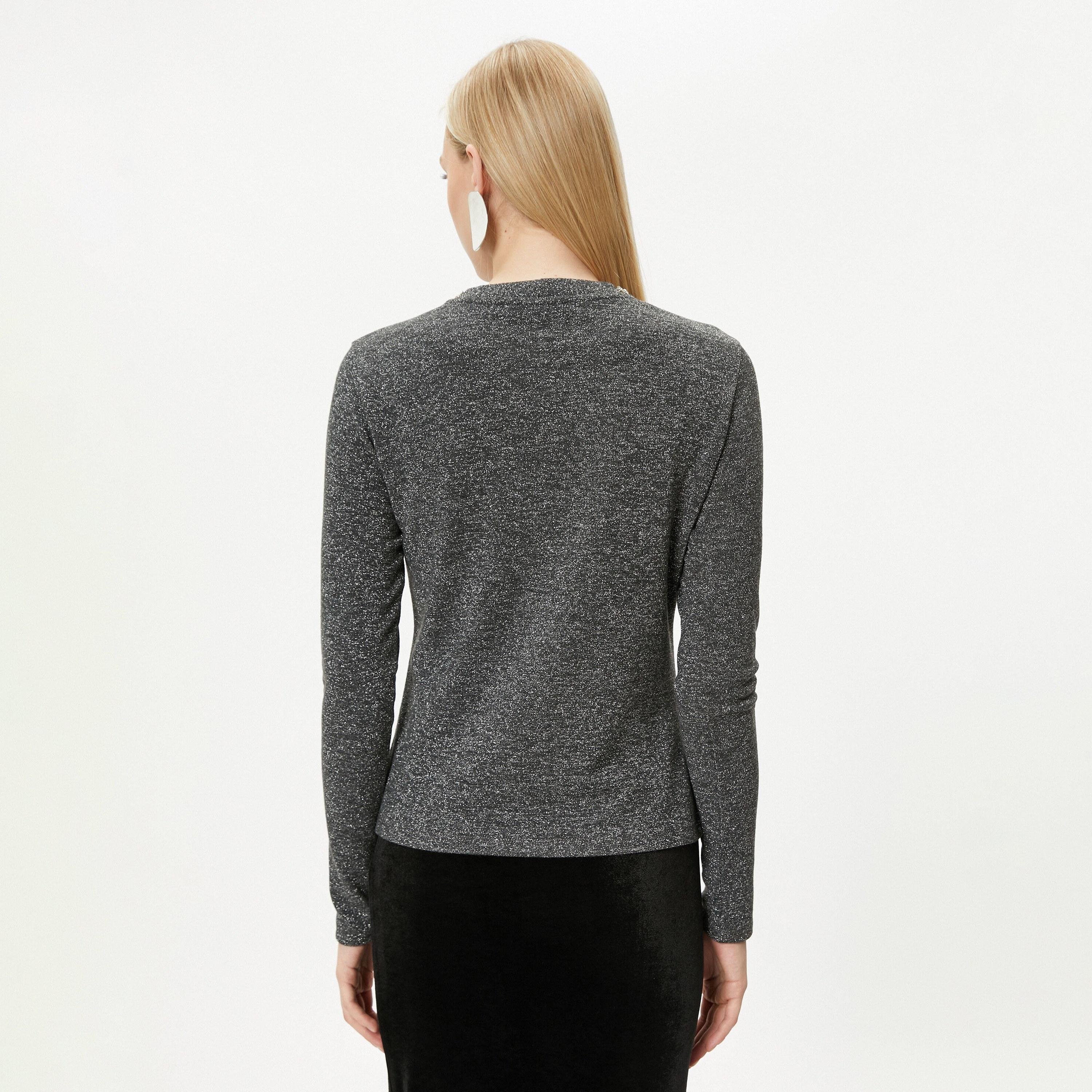 كنزة (بلوفر) نسائية مزينة بأحجار براقة بلون رمادي من كوتون-women-winterwear-cardigansandjumpers-jumpers-image-3