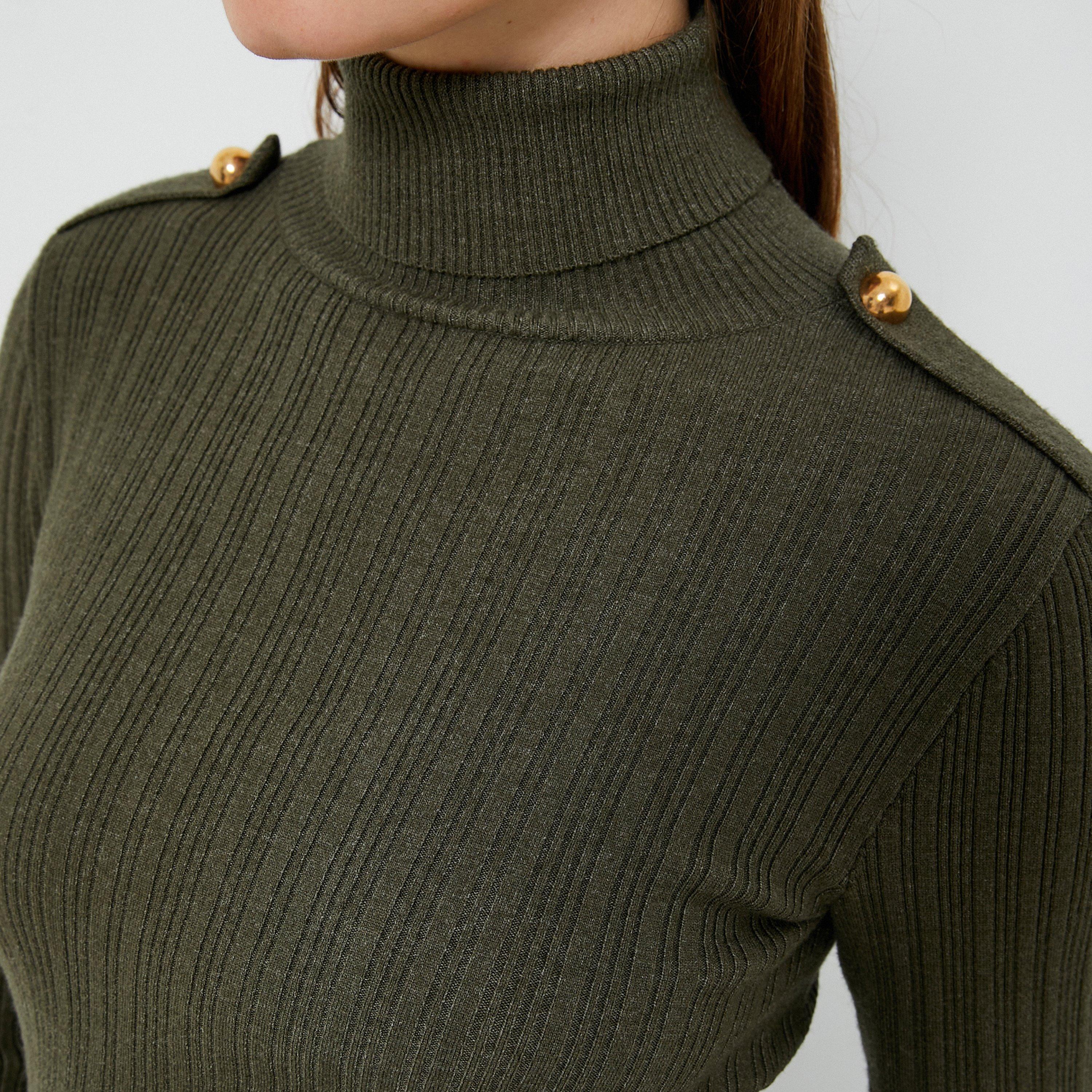كنزة (بلوفر) نسائية محبوكة ومضلعة بياقة عالية (ترتل نيك) بلون أخضر من كوتون-women-winterwear-cardigansandjumpers-jumpers-image-5