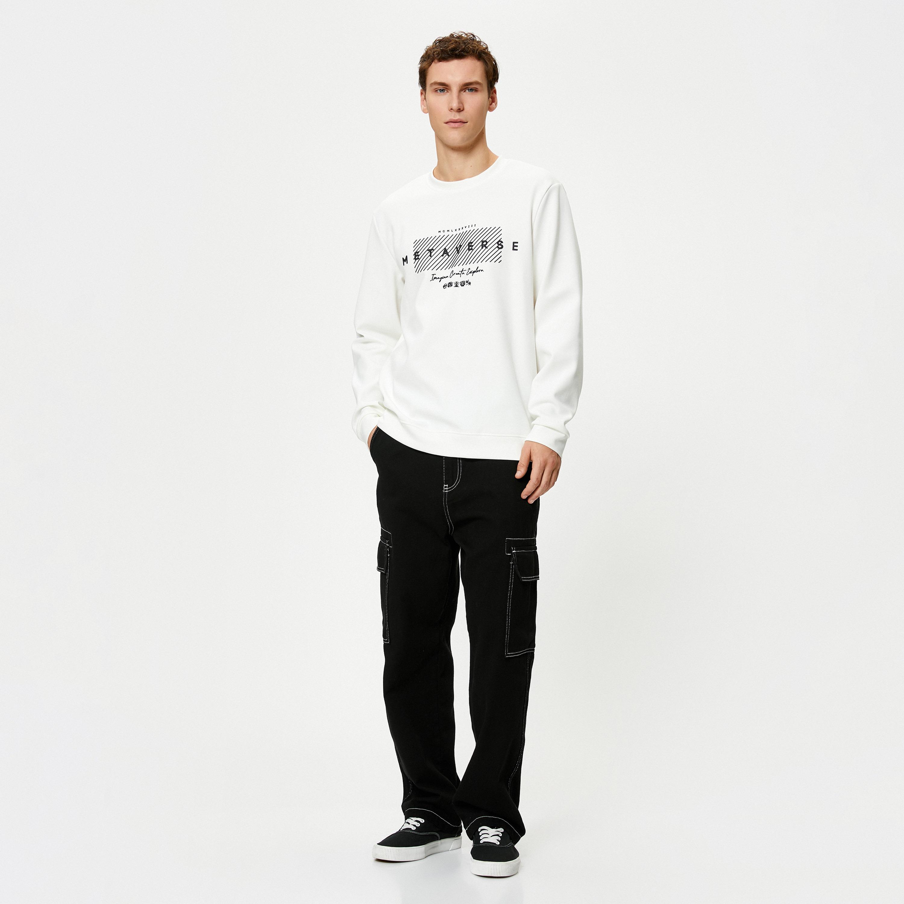 KOTON Graphic Print Round Neck Long Sleeves Men's Sweatshirt-men-winterwear-hoodiesandsweatshirts-image-2