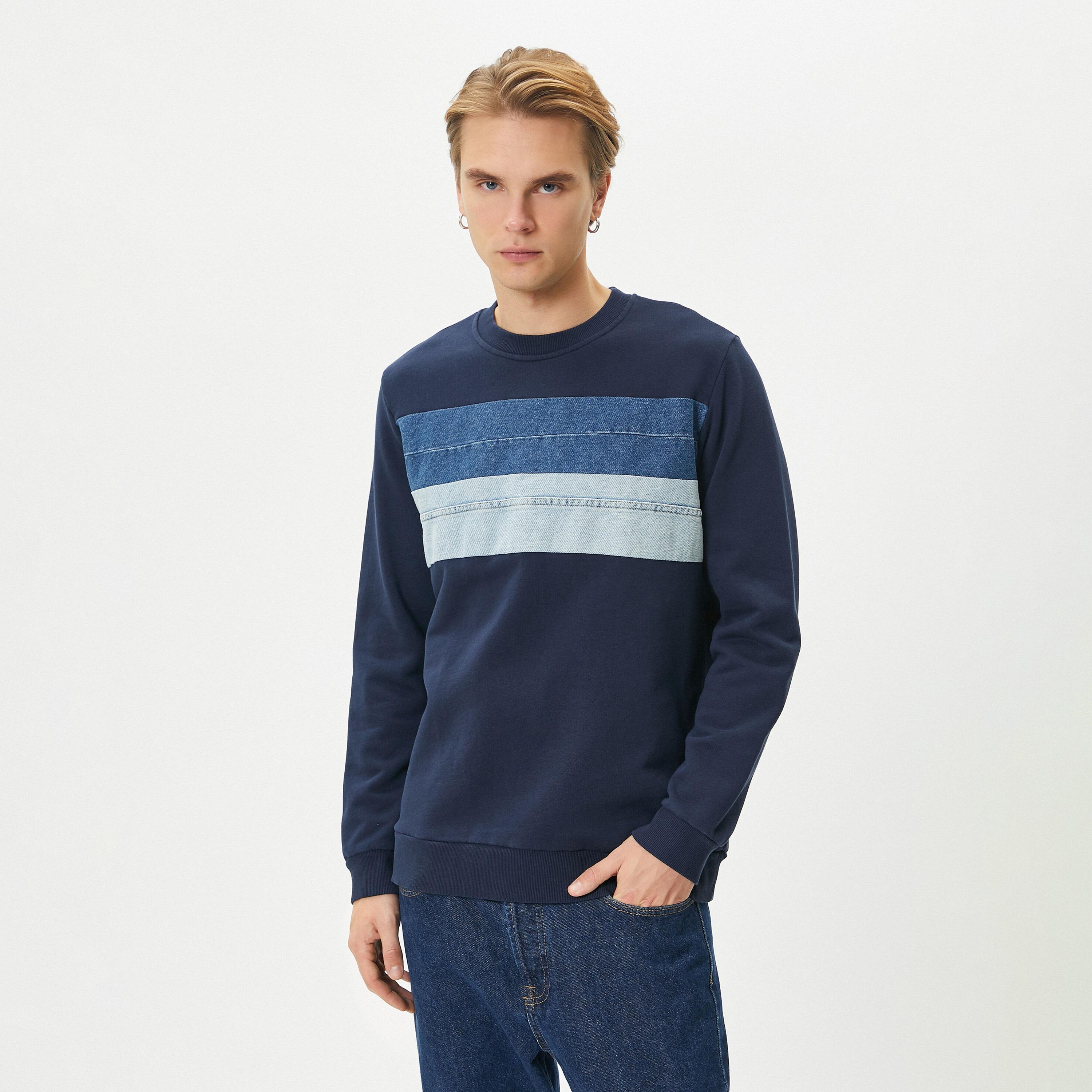 سويت شيرت رجالي بنمط كتل الألوان وياقة مستديرة وأكمام طويلة من كوتون-men-winterwear-hoodiesandsweatshirts-image-1
