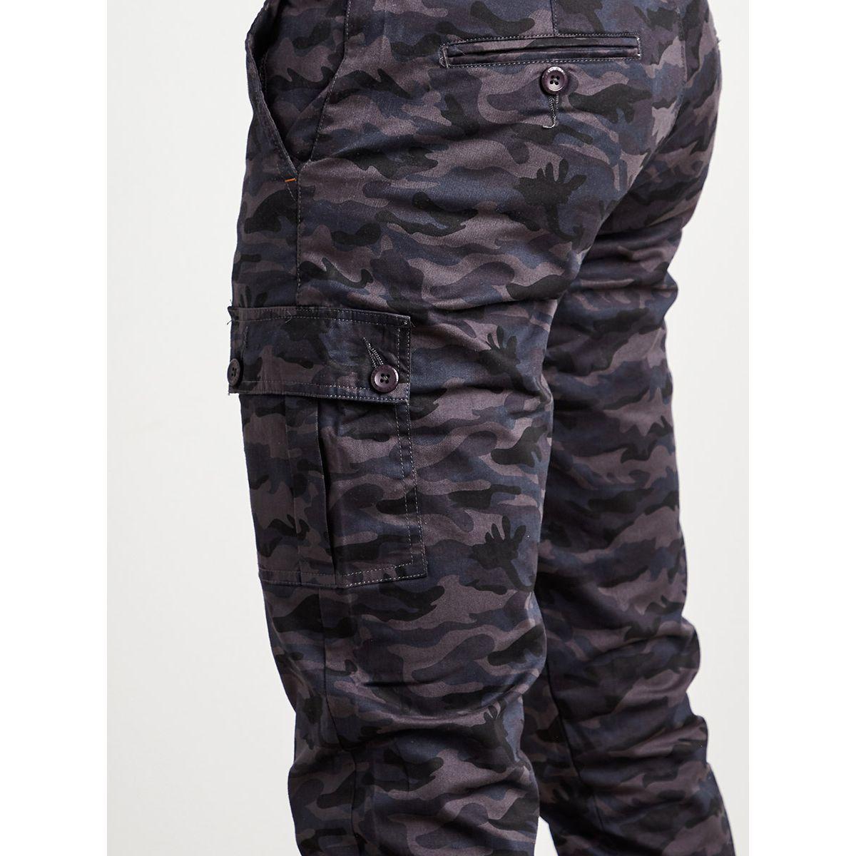 Styli Camo Print Cargo Pants with Cuffed Hem and Pockets-men-clothing-bottoms-trousersandchinos-trousers-image-5