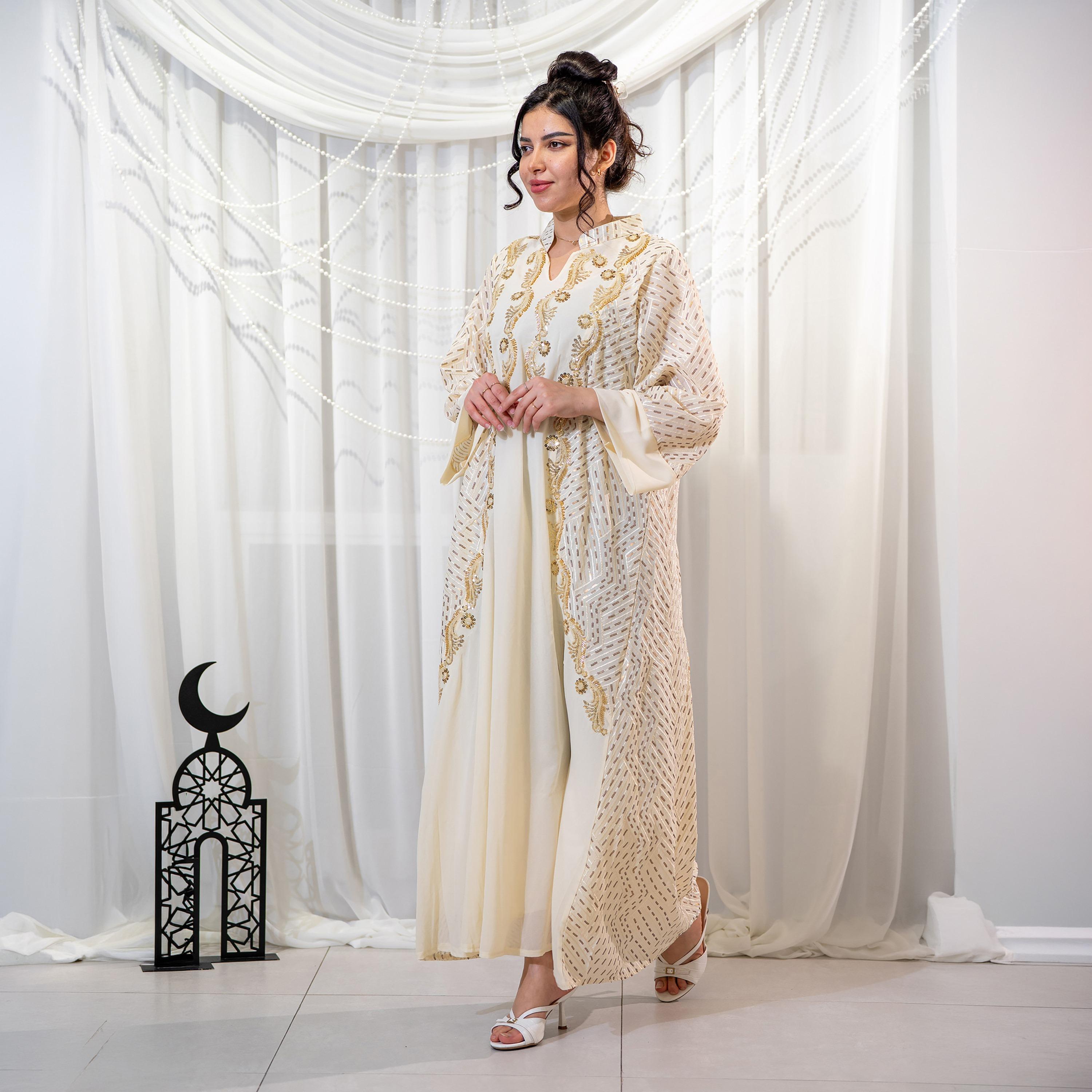 جلابية سهرة نسائية بياقة ماندارين وتطريز خرز وترتر وأكمام واسعة - أبيض من زاهية-women-arabicclothing-jalabiyas-image-4