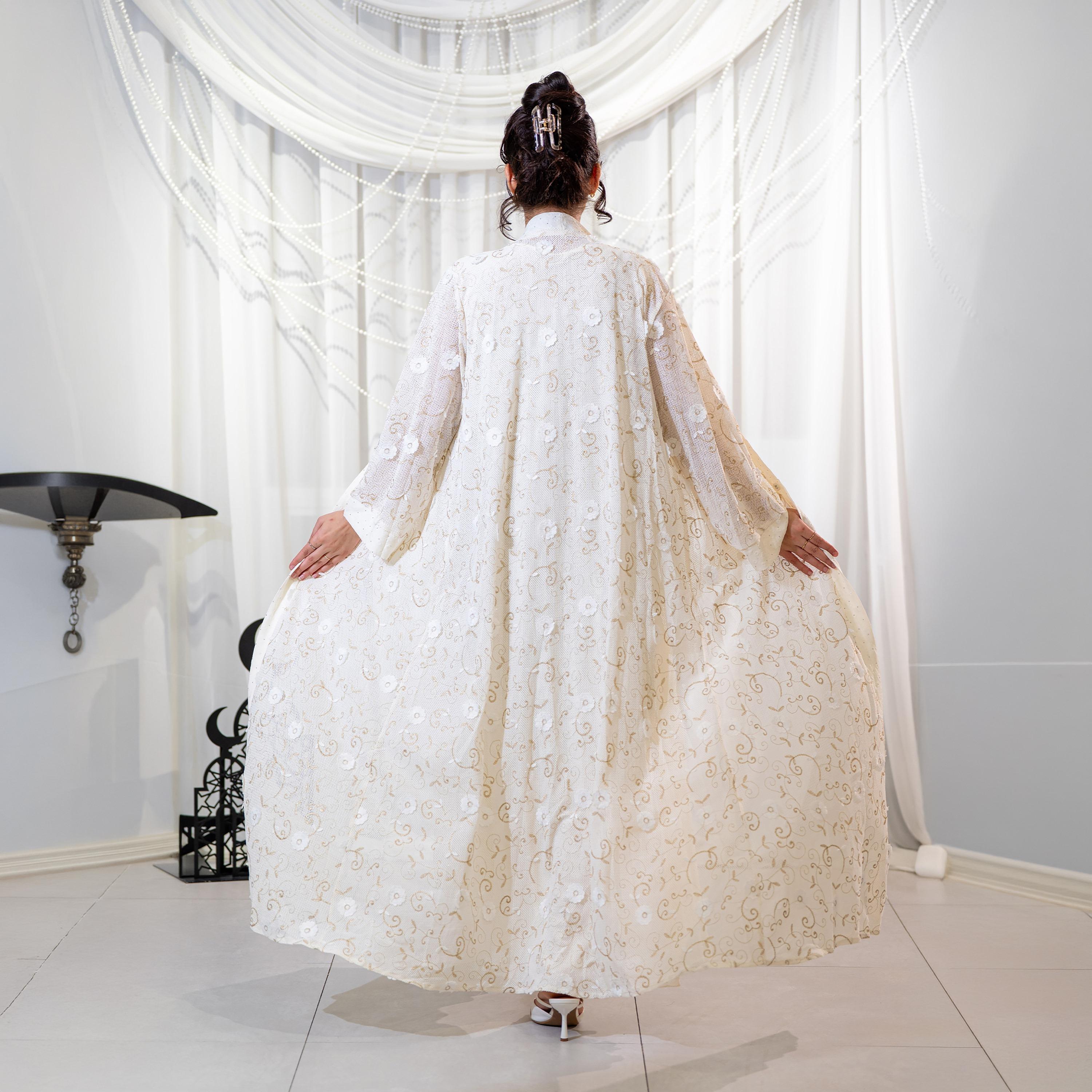 جلابية سهرة نسائية بتطريز زهور وأكمام واسعة مع جاكيت - بيج من زاهية-women-arabicclothing-jalabiyas-image-5