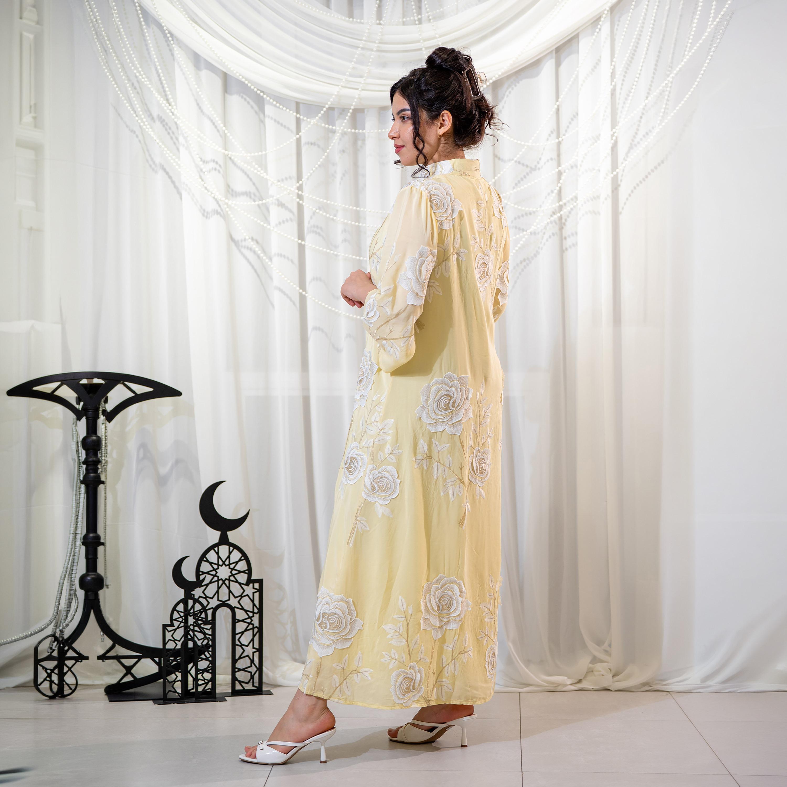 جلابية سهرة نسائية بياقة ماندارين وتطريز ورد وأكمام واسعة من زاهية-women-arabicclothing-jalabiyas-image-5