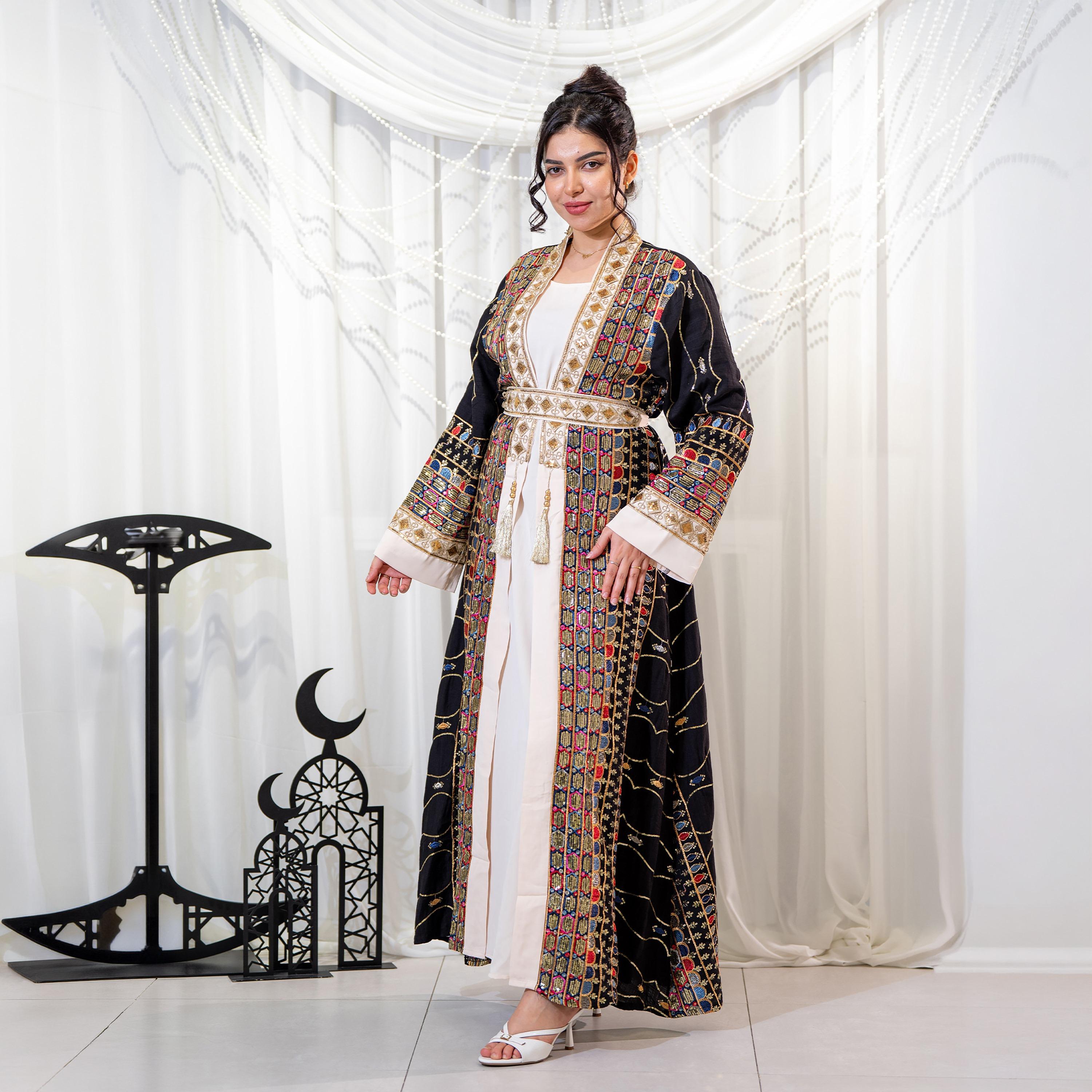 جلابية سهرة نسائية بتطريز وترتر وأكمام واسعة مع جاكيت - أسود من زاهية-women-arabicclothing-jalabiyas-image-1