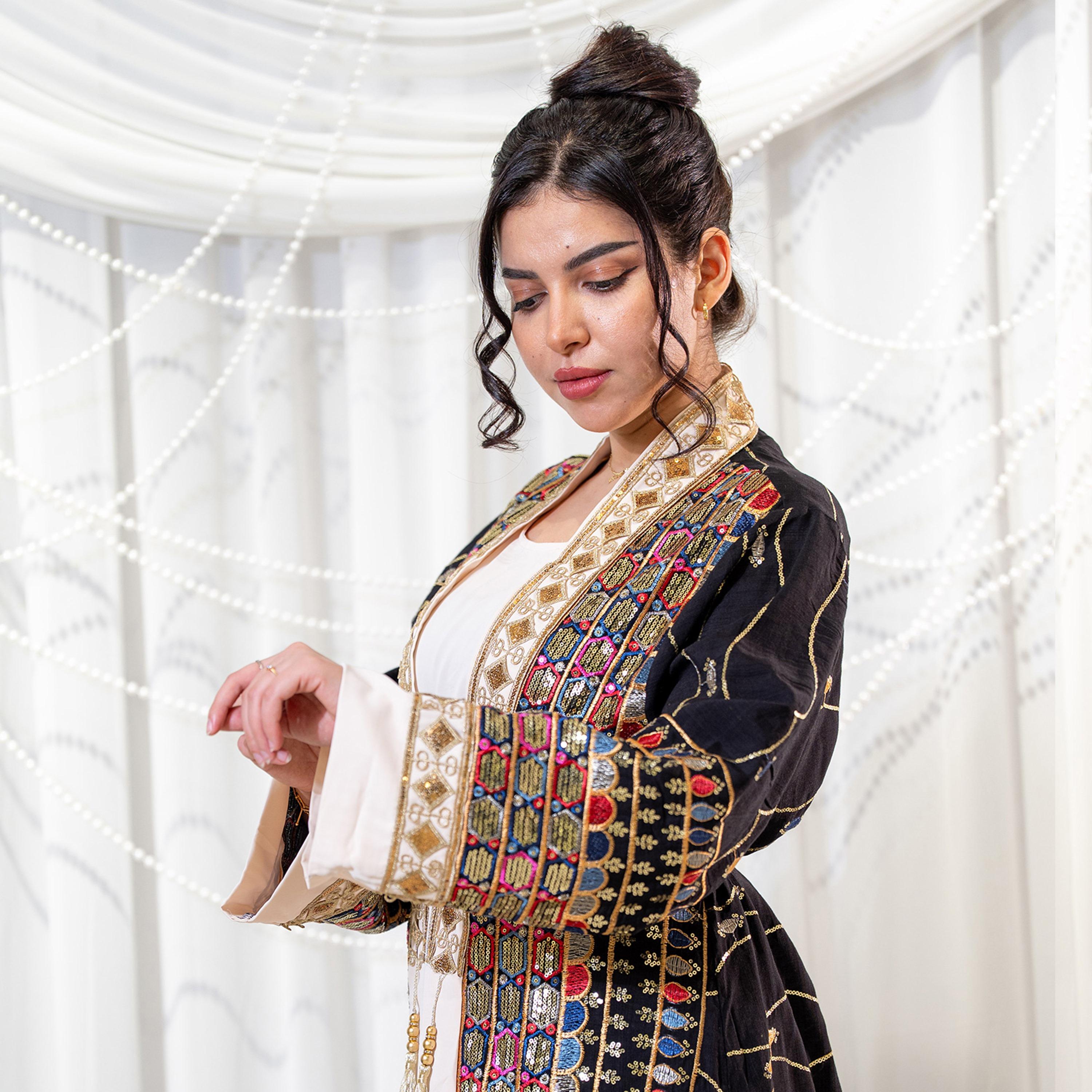 جلابية سهرة نسائية بتطريز وترتر وأكمام واسعة مع جاكيت - أسود من زاهية-women-arabicclothing-jalabiyas-image-3
