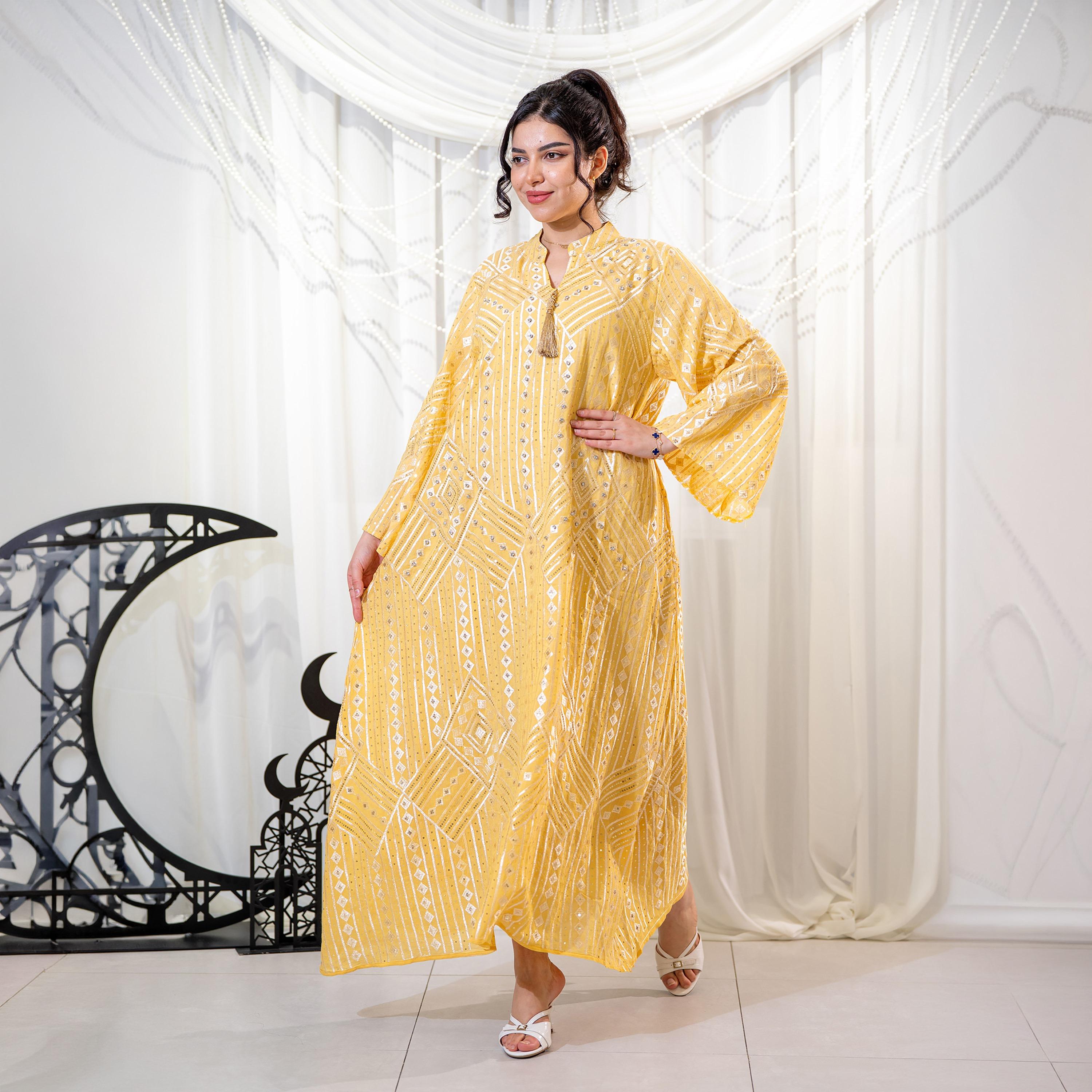 جلابية سهرة نسائية بياقة ماندارين وتطريز وأكمام واسعة - أصفر من زاهية-women-arabicclothing-jalabiyas-image-4