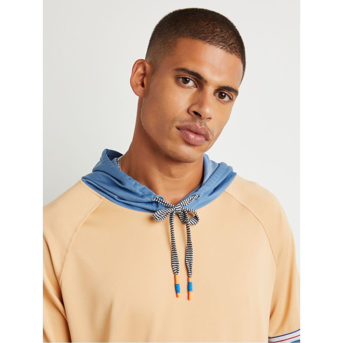 Styli Color Block Hoodie with Kangaroo Pocket-men-winterwear-hoodiesandsweatshirts-image-3