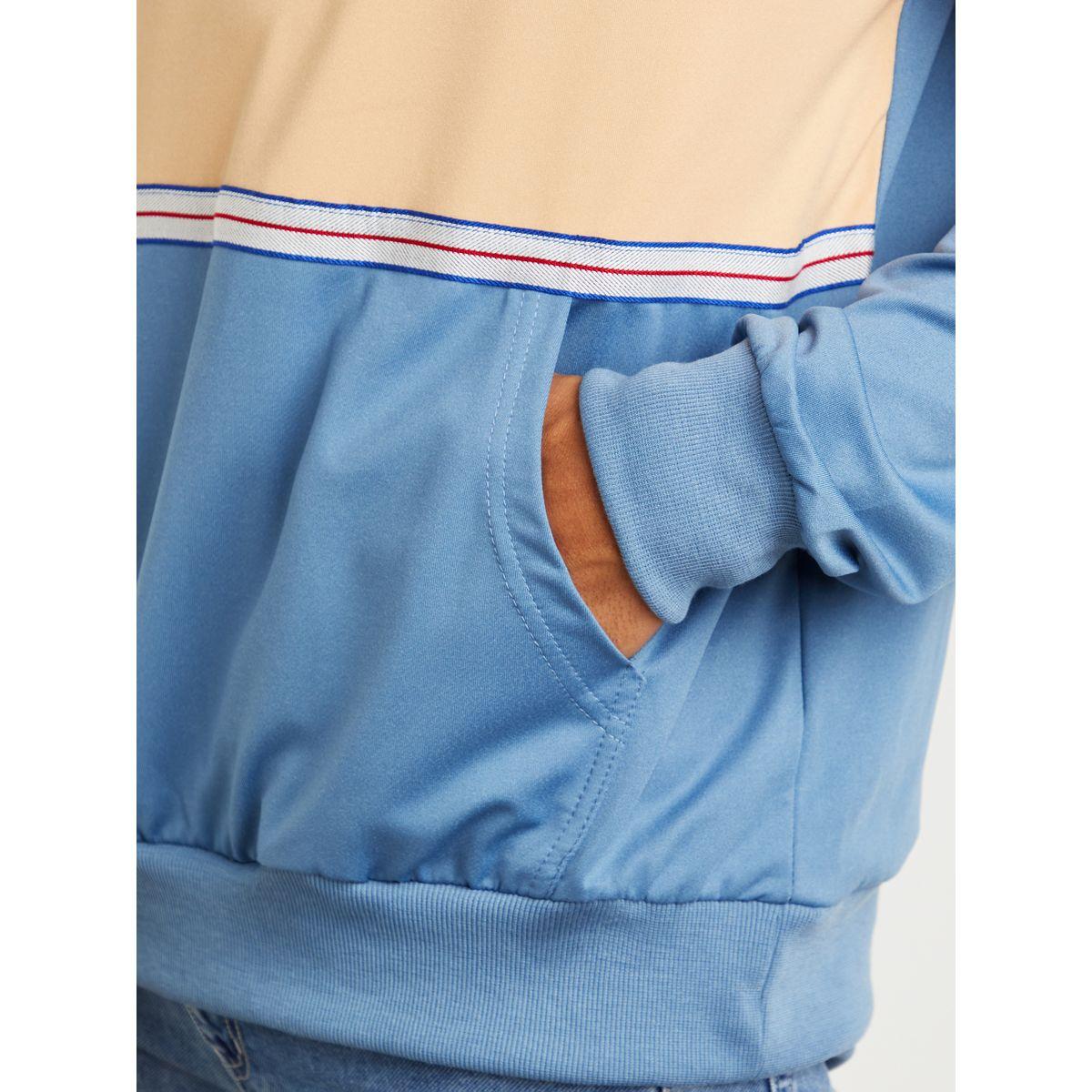 Styli Color Block Hoodie with Kangaroo Pocket-men-winterwear-hoodiesandsweatshirts-image-4