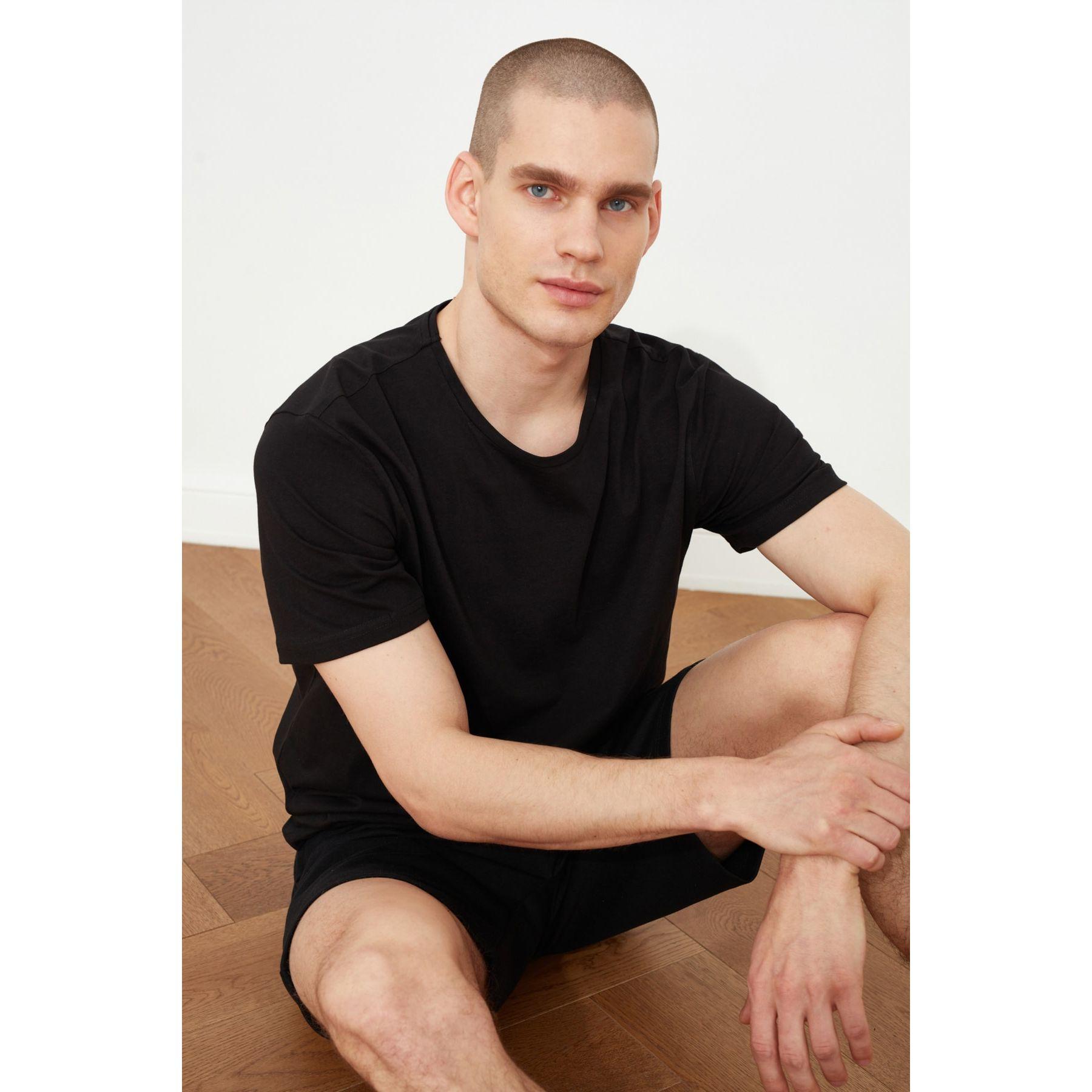 Trendyol Yin and Yang Back Print T-Shirt and Knitted Shorts Set-men-clothing-nightwear-sets-image-3