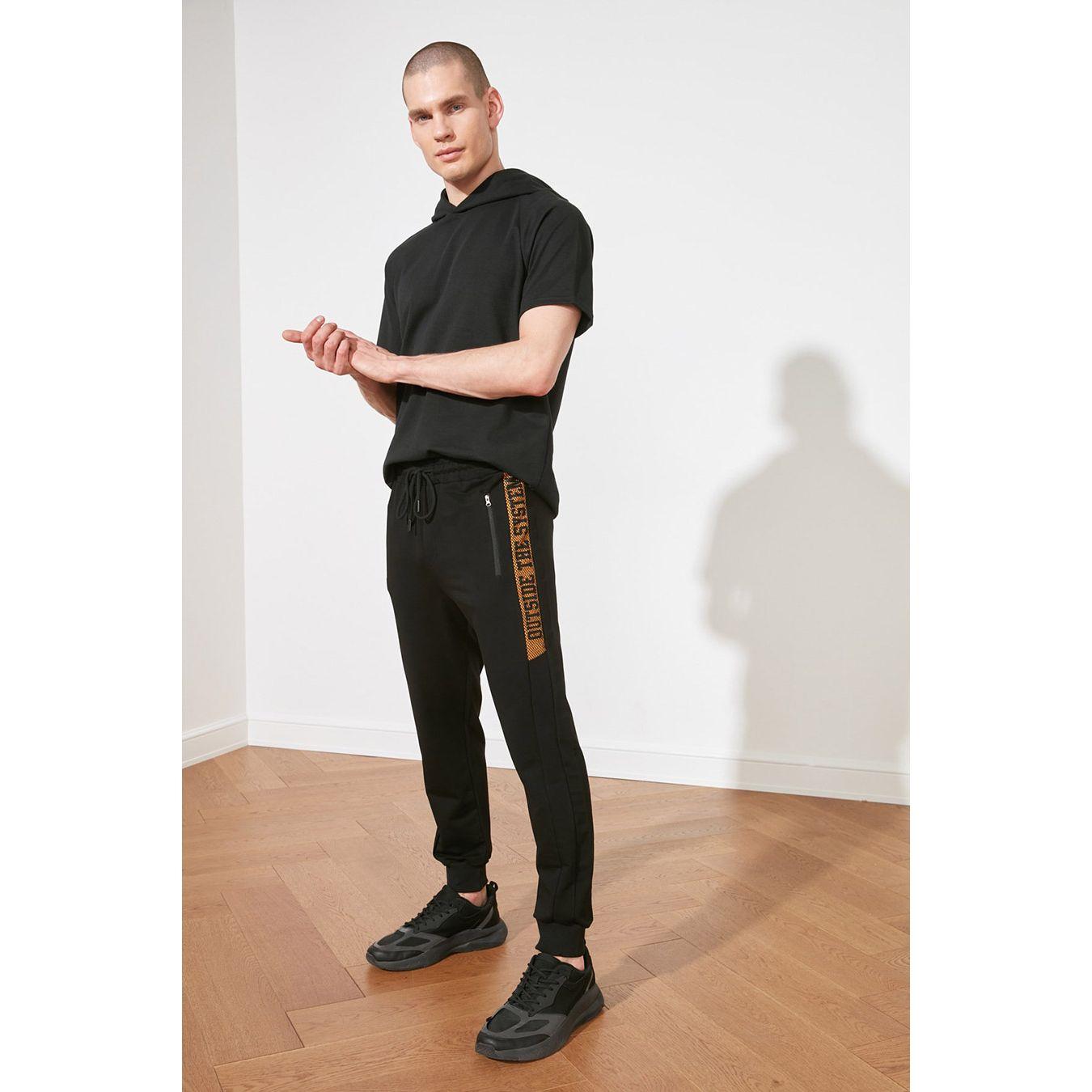 جوغر بقصة ضيقة-men-clothing-bottoms-joggers-image-1