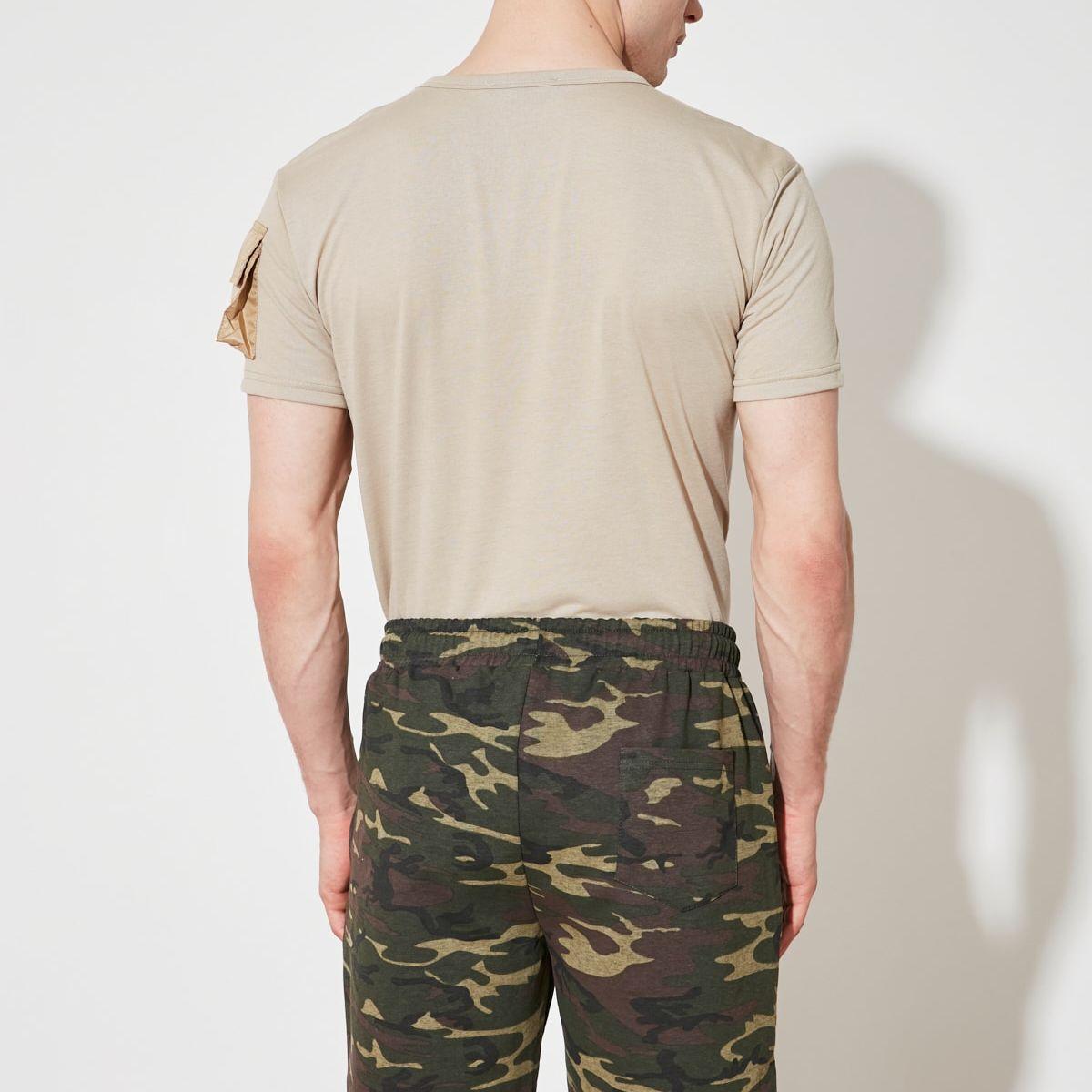 Trendyol Camo Side Pocket Knitted Bermuda Shorts-men-clothing-bottoms-shorts-image-4