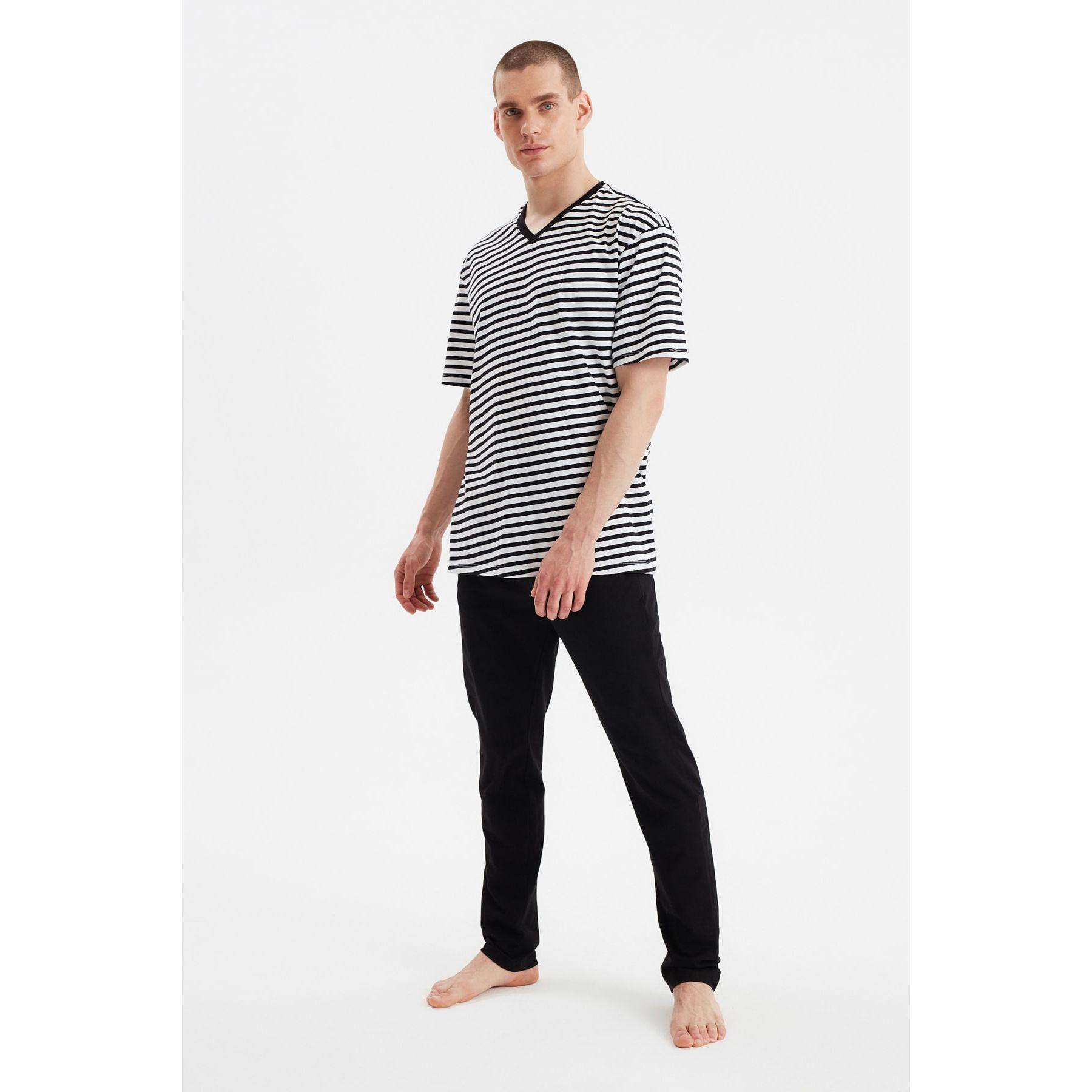 طقم بيجاما ( تيشيرت + بنطال )-men-clothing-nightwear-sets-image-1