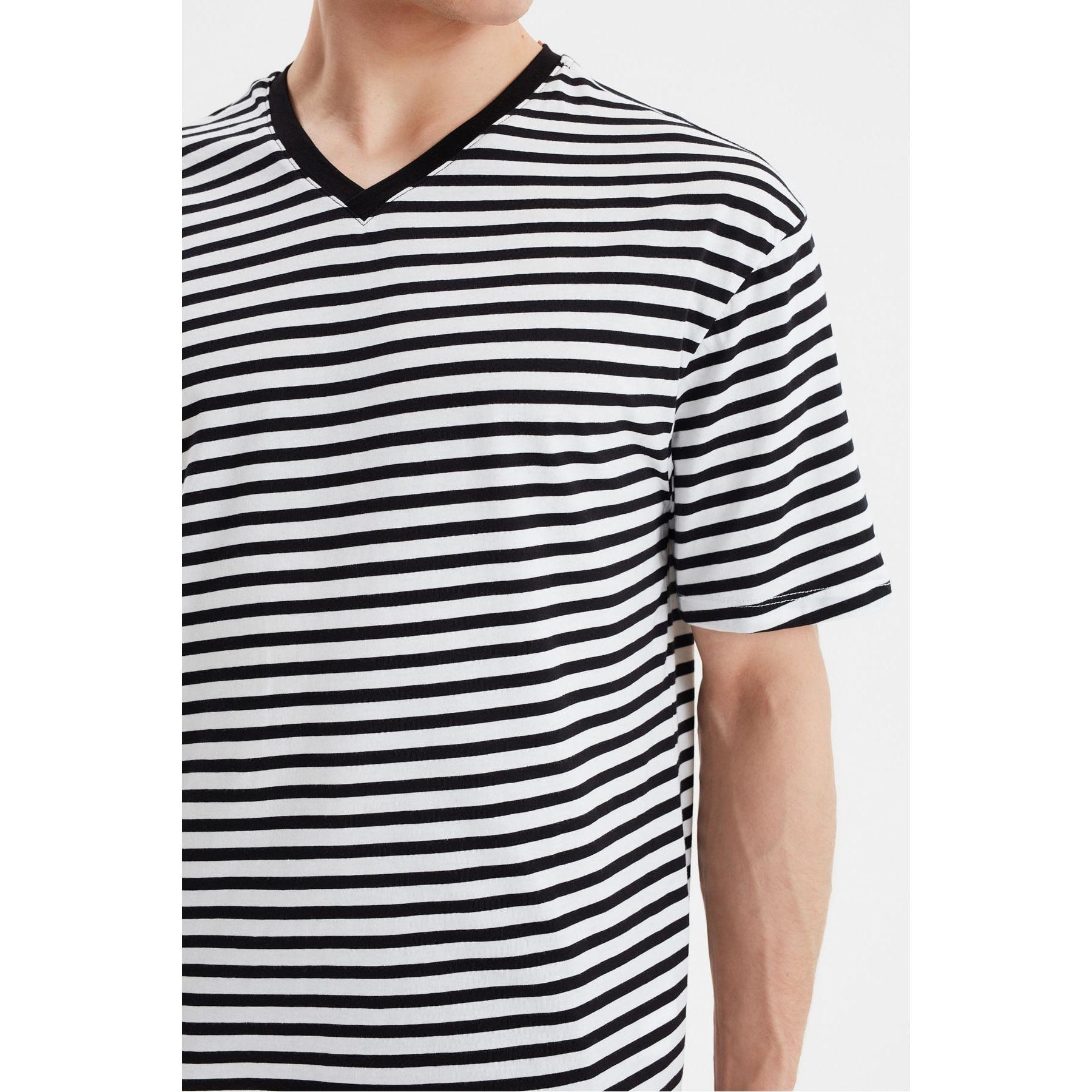 طقم بيجاما ( تيشيرت + بنطال )-men-clothing-nightwear-sets-image-3