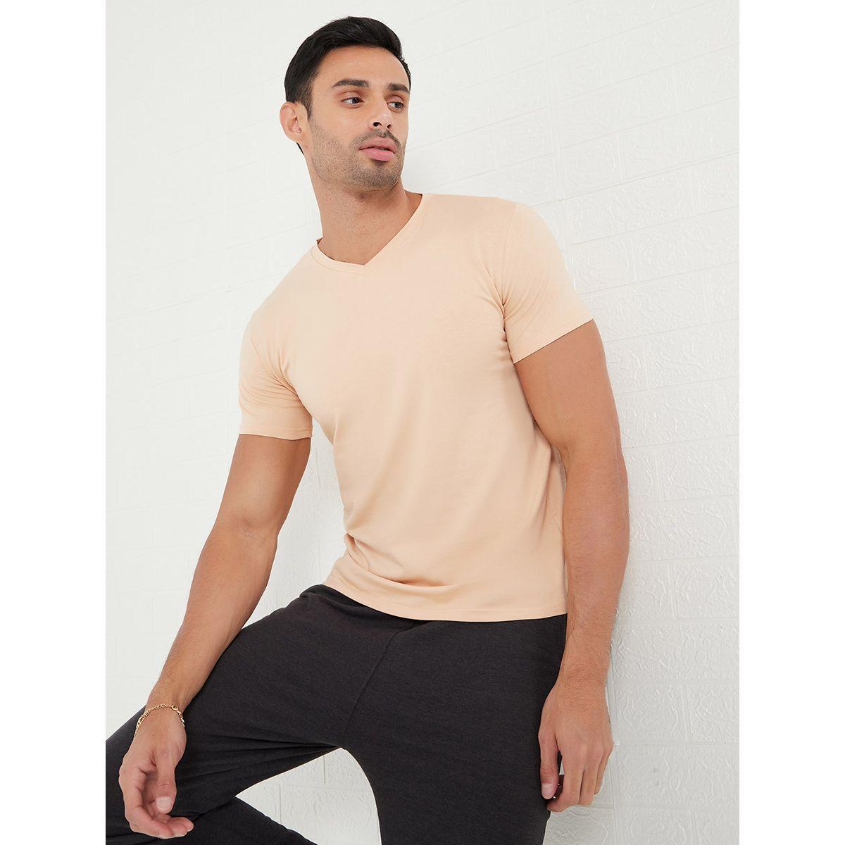 Styli Solid V Neck Muscle Fit T-shirt with Short Sleeves-men-clothing-tshirtsandpolos-tshirts-image-1