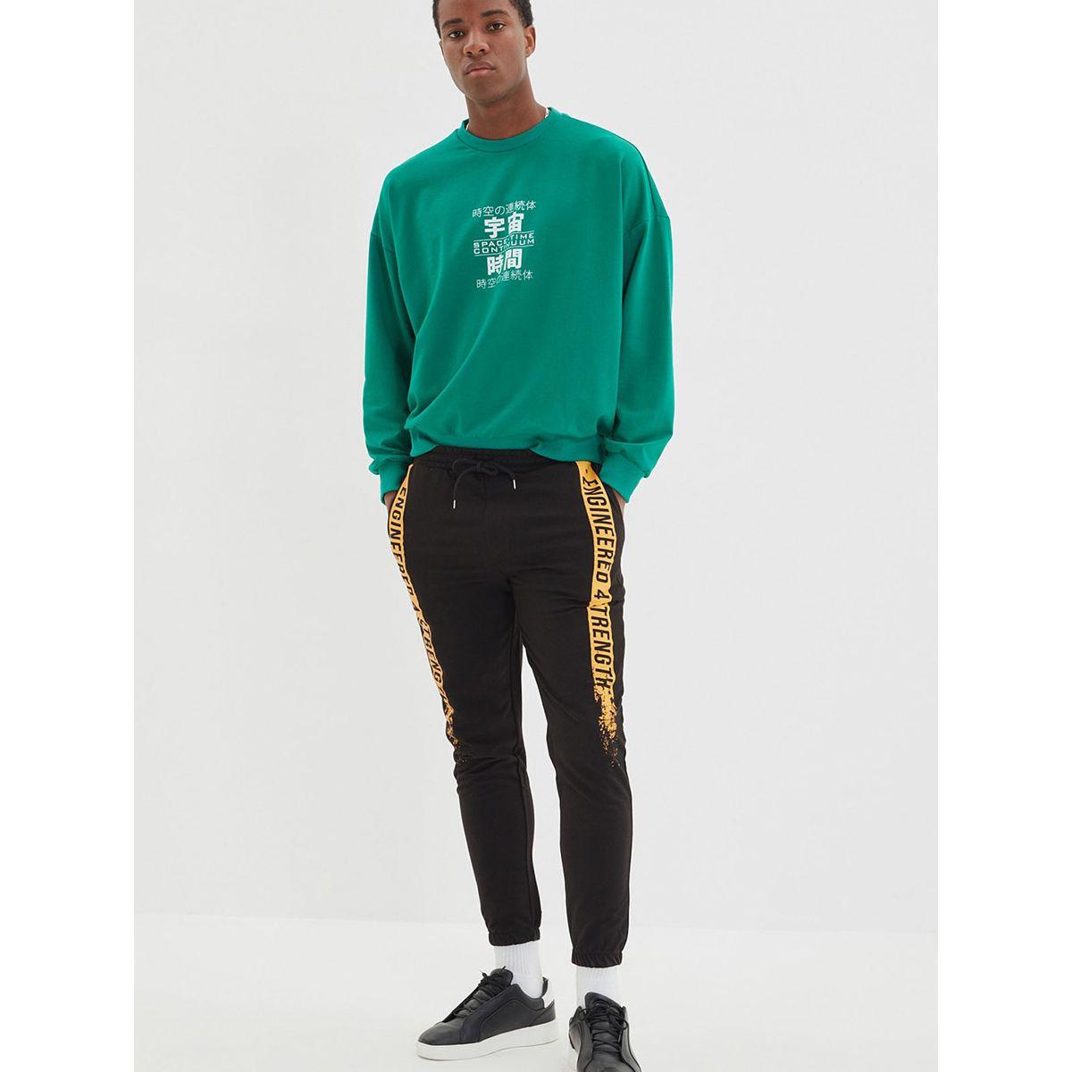 Trendyol Slogan Print Detail Sim Fit Jogger-men-clothing-bottoms-joggers-image-2