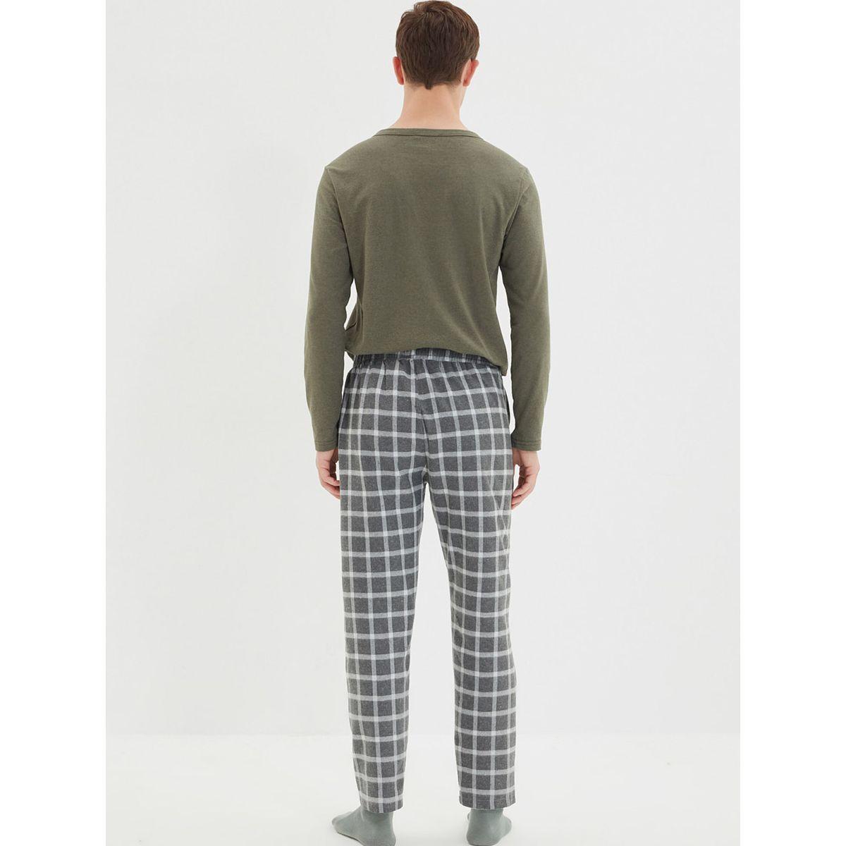 بنطال بيجاما مطبع بمربعات-men-clothing-nightwear-pyjamaandshorts-image-2