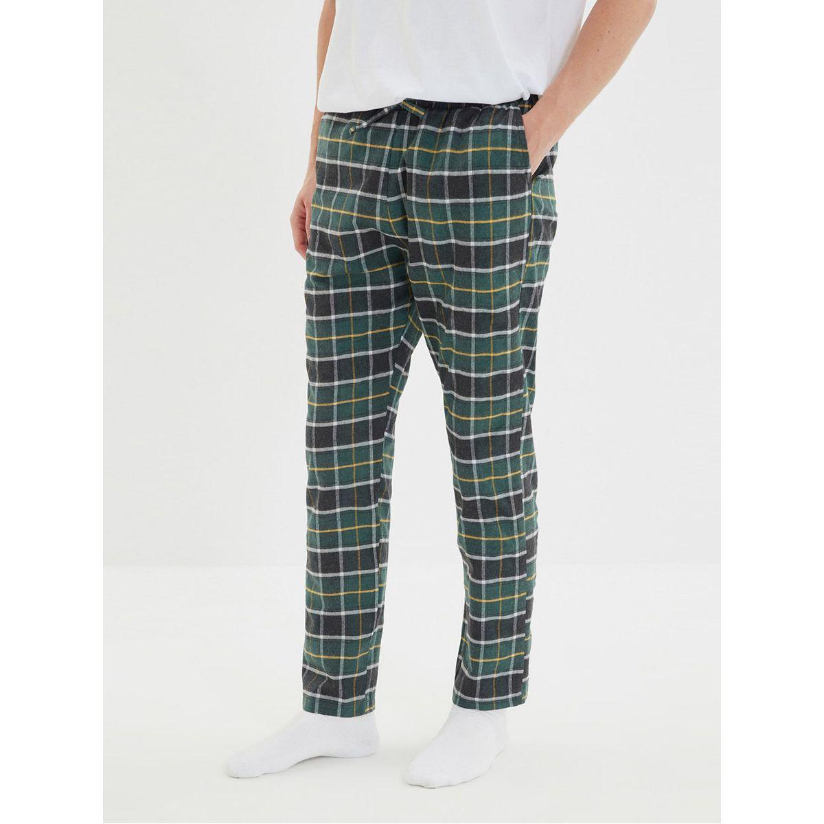Trendyol Regular Fit Plaid Woven Pyjama-men-clothing-nightwear-pyjamaandshorts-image-1