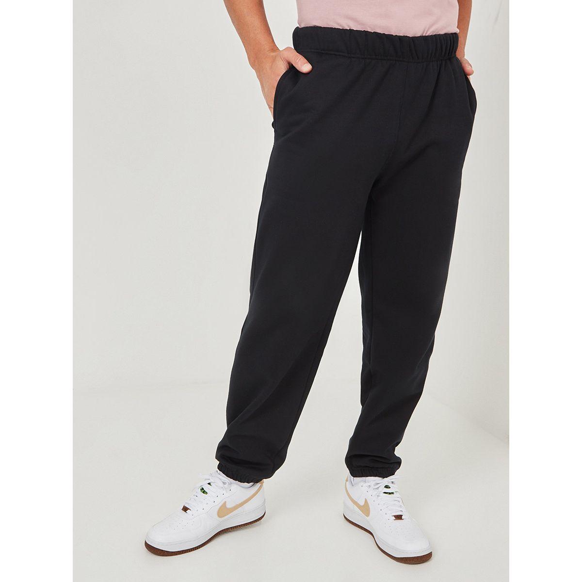 جوغر بقصة مريحة واساور من ستايلي-men-clothing-bottoms-joggers-image-2