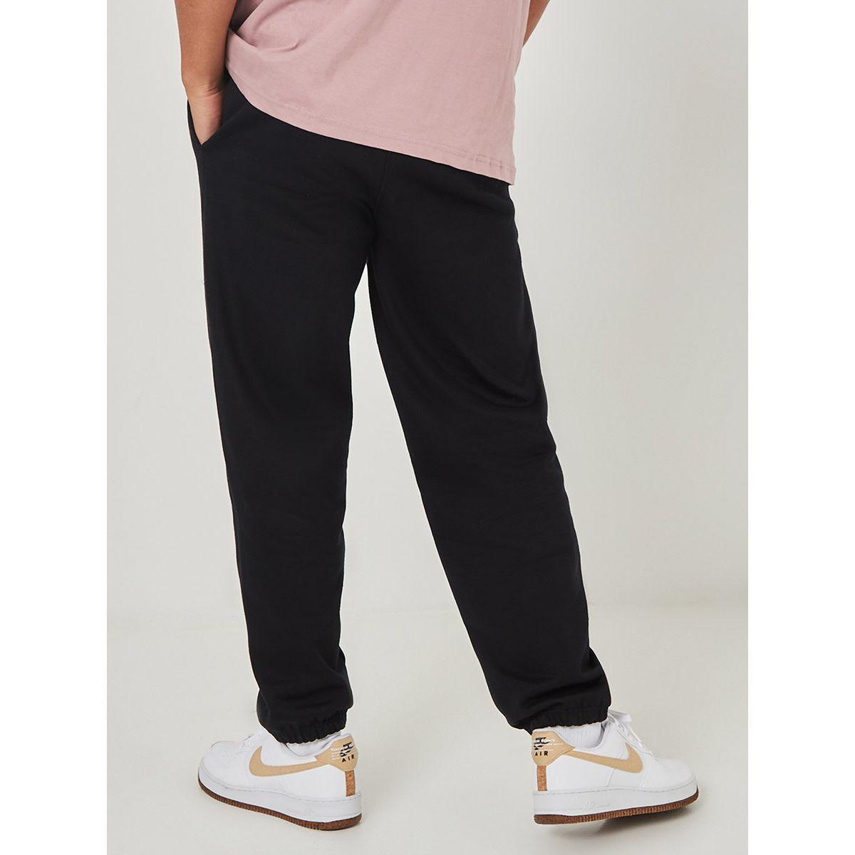 جوغر بقصة مريحة واساور من ستايلي-men-clothing-bottoms-joggers-image-4