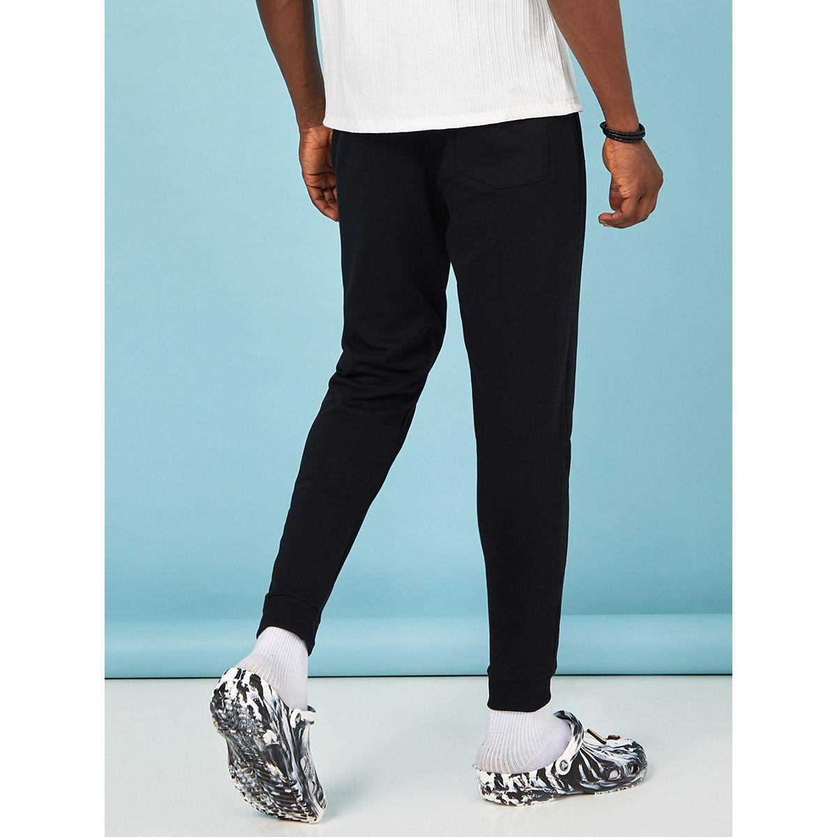 جوغر بقصة سليم فت من ستايلي-men-clothing-bottoms-joggers-image-4