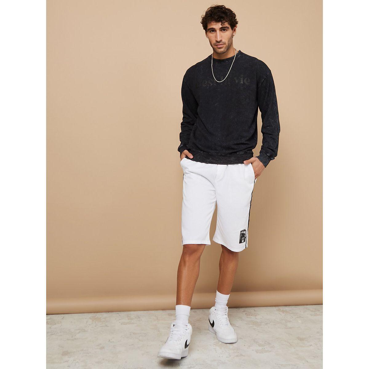 شورت مزين بحزوز-men-clothing-bottoms-shorts-image-2