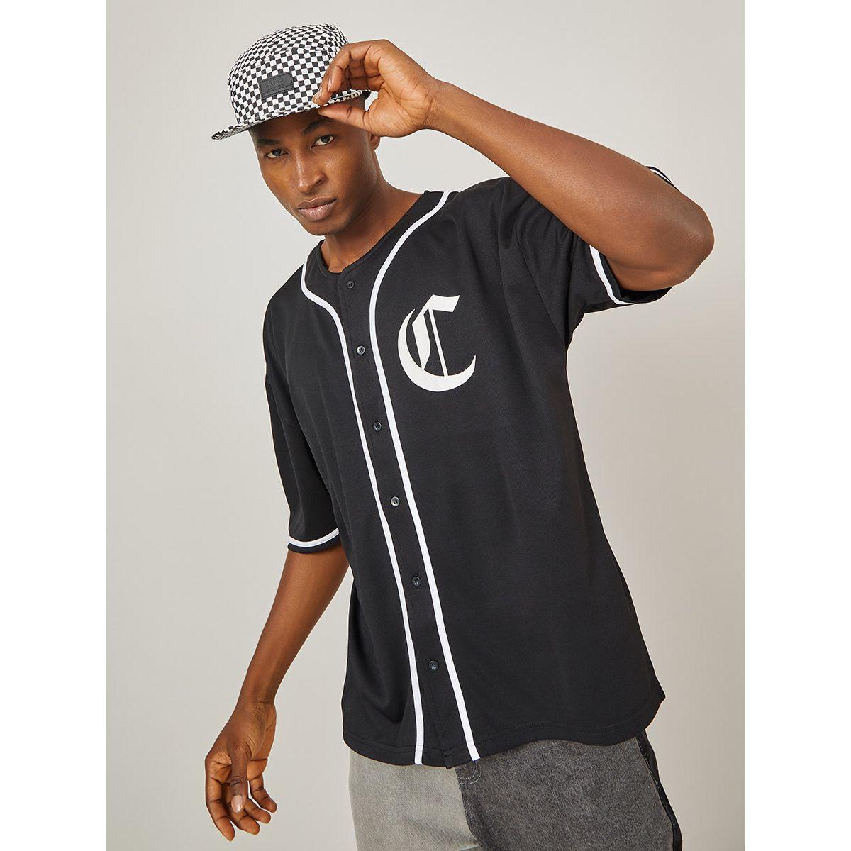 تيشيرت بتداحلات مغايرة وازرار-men-clothing-tshirtsandpolos-tshirts-image-1