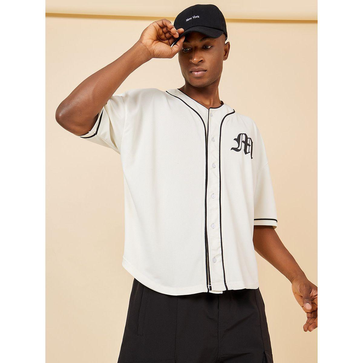 تيشيرت بحواف متعرجة-men-clothing-tshirtsandpolos-tshirts-image-1