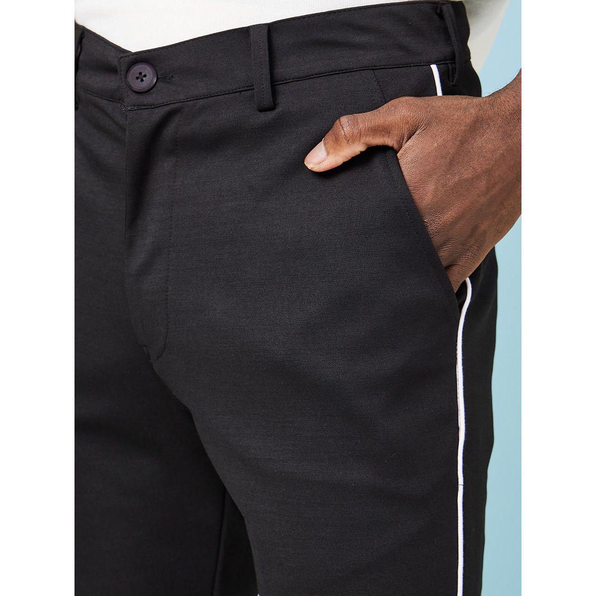 Styli Knit Crop Pants with Piping Detail-men-clothing-bottoms-trousersandchinos-trousers-image-3