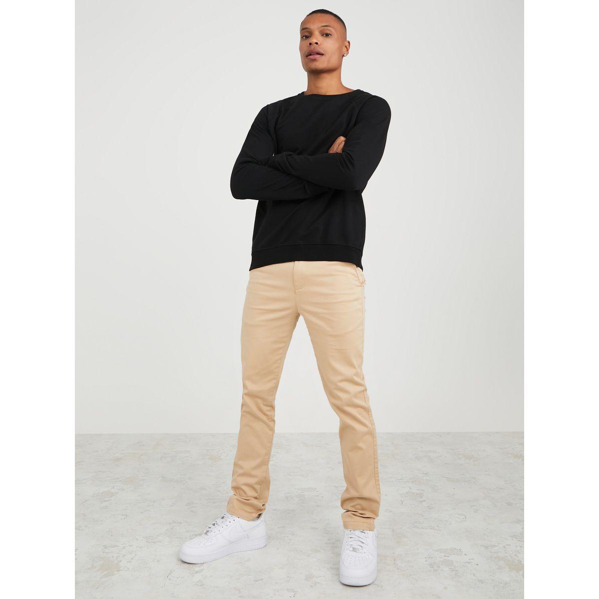 Styli Basic Slim Fit Chinos-men-clothing-bottoms-trousersandchinos-chinos-image-2