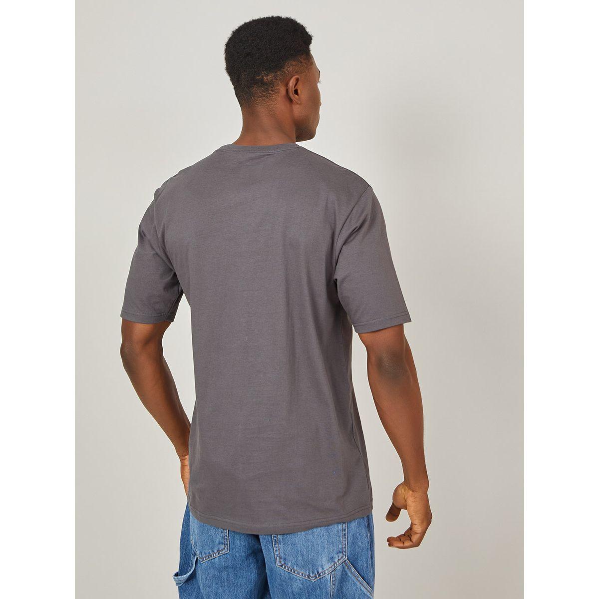 تيشيرت كاجوال بقصة واسعة-men-clothing-tshirtsandpolos-tshirts-image-4