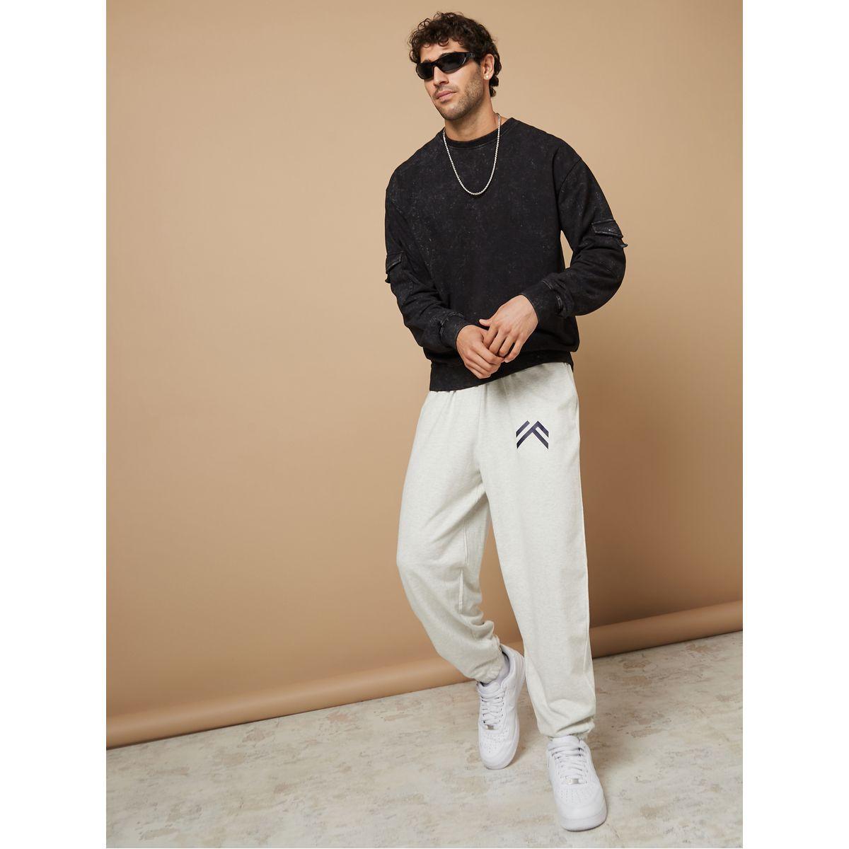 سويت شيرت بقصة بوكسي-men-winterwear-hoodiesandsweatshirts-image-3